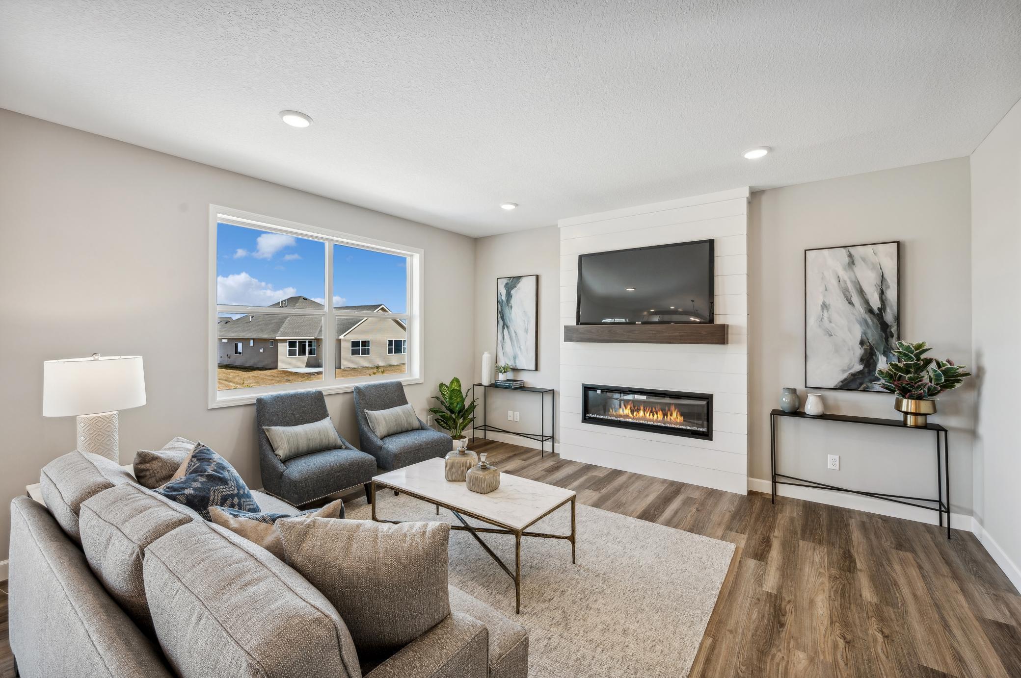 1486 Oak Ridge Street