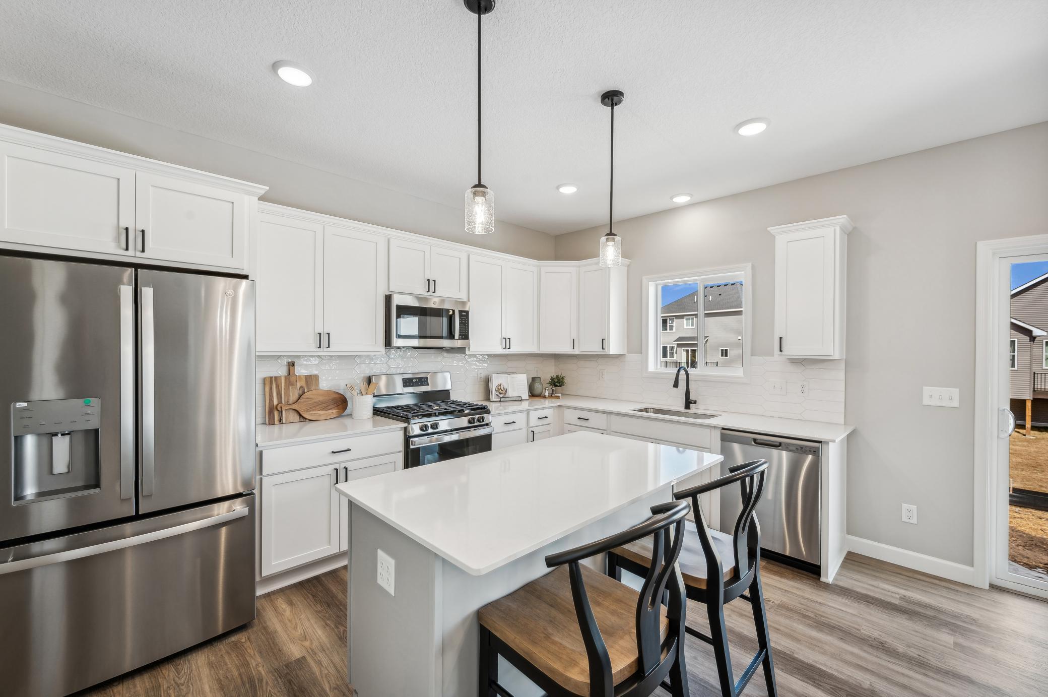 1486 Oak Ridge Street