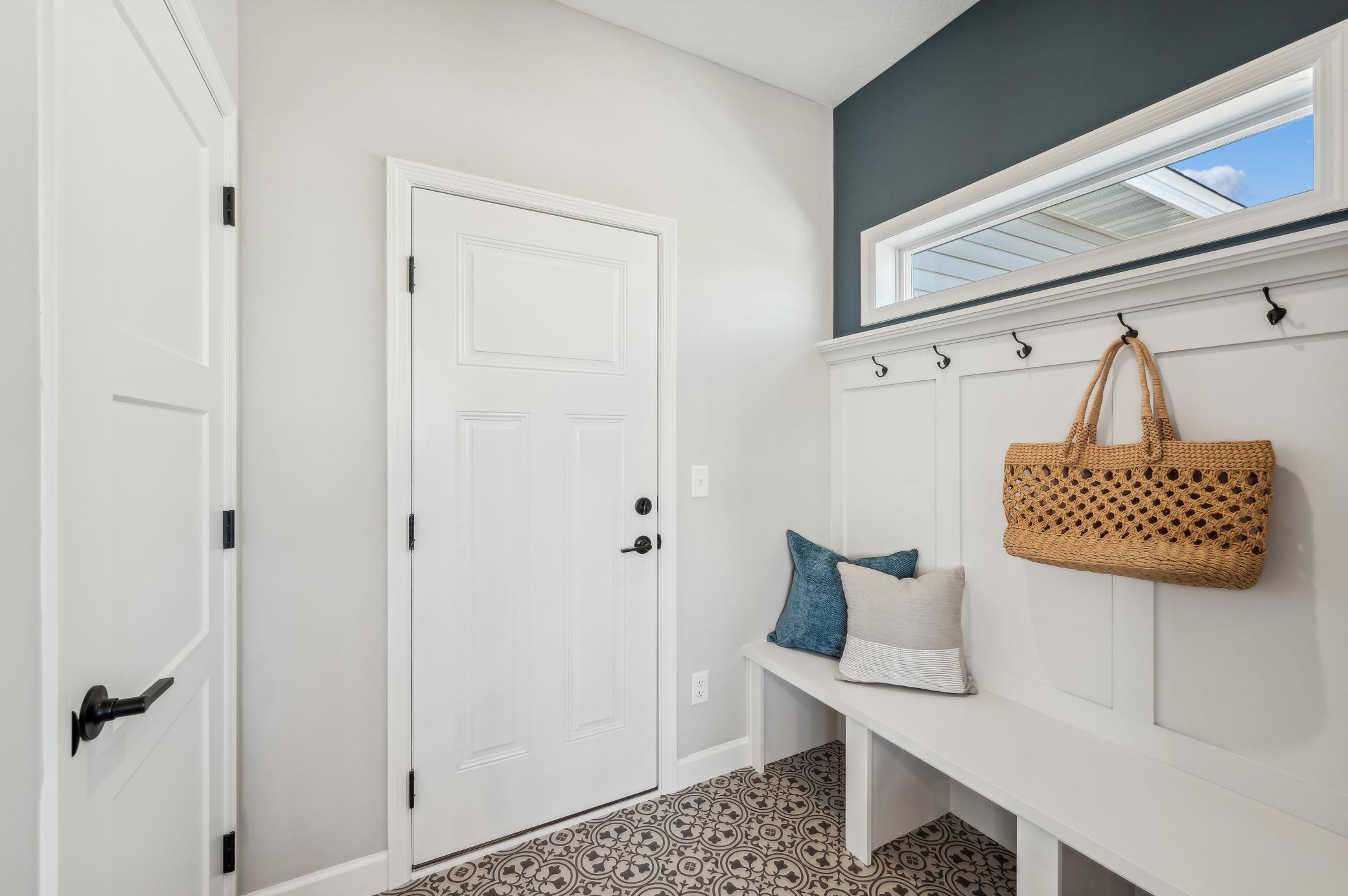 1486 Oak Ridge Street