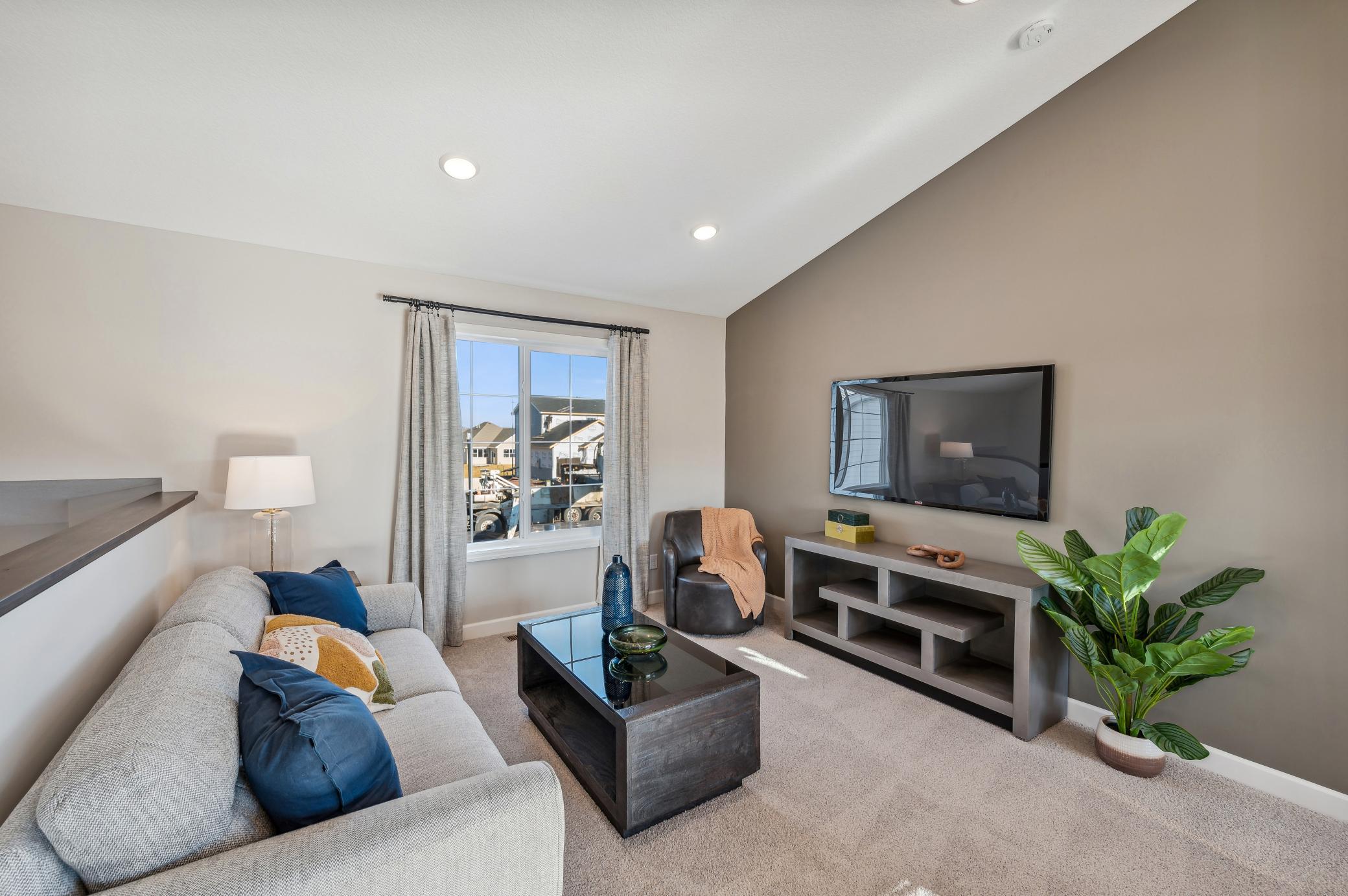 1532 Oak Ridge Street