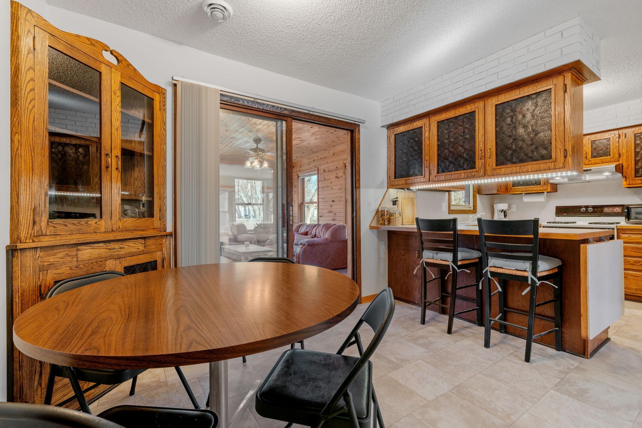 11566 Washington Street NE