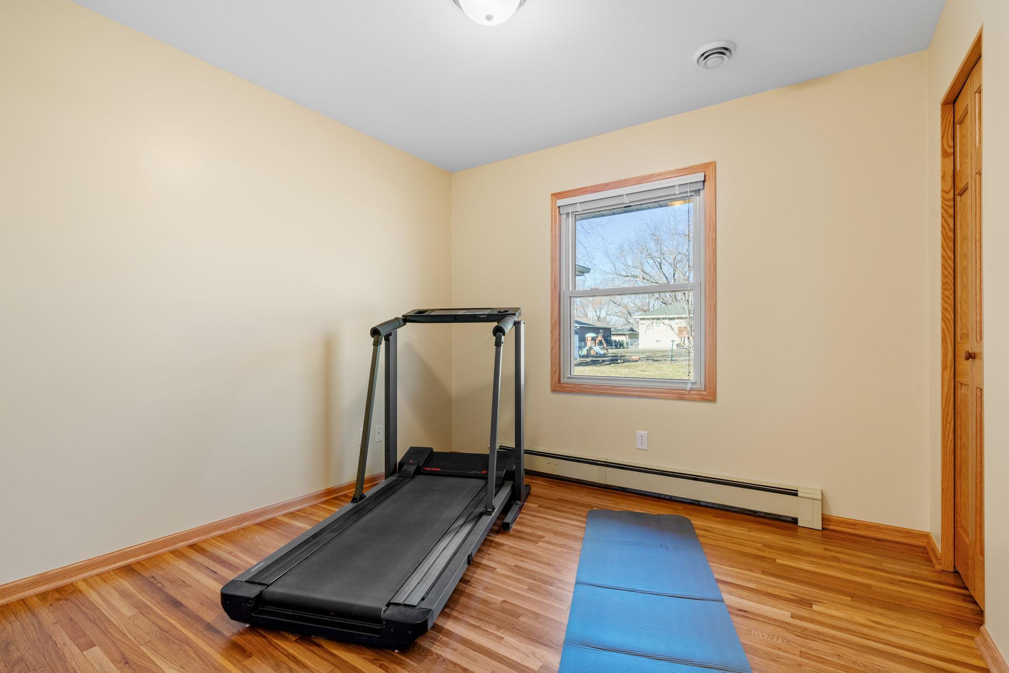 11566 Washington Street NE