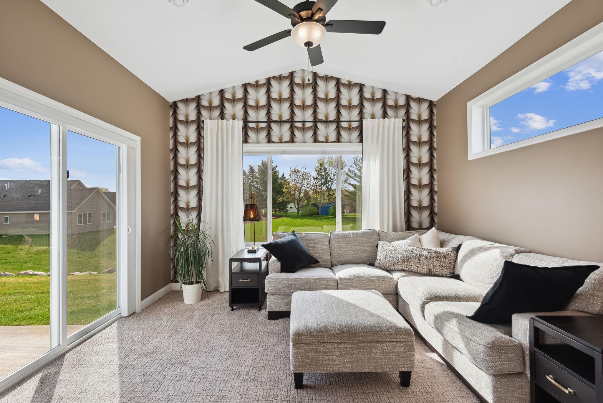 325 Riverview Circle