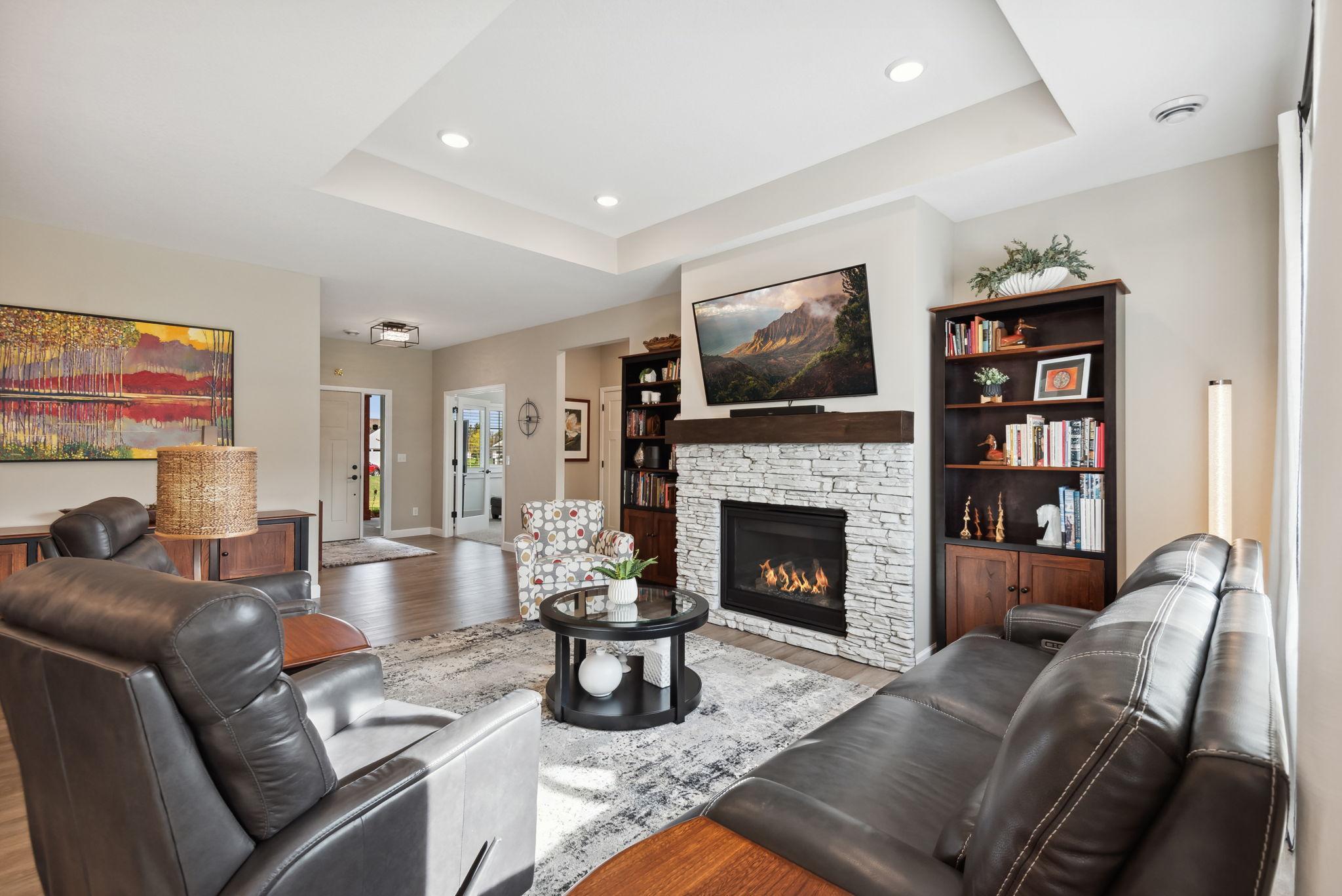 325 Riverview Circle