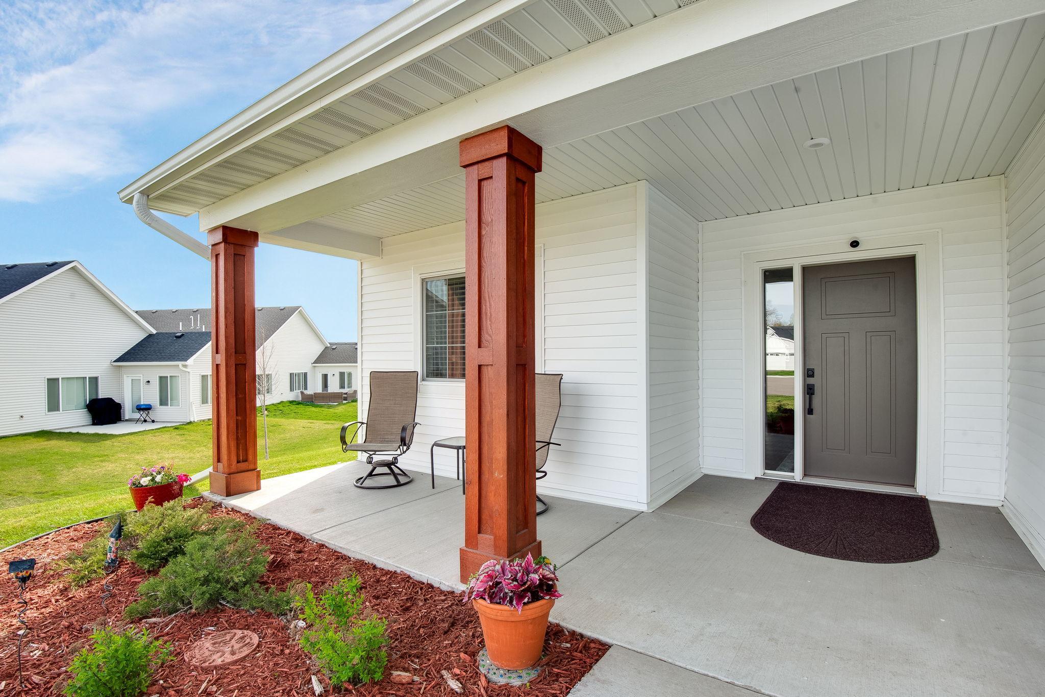 325 Riverview Circle