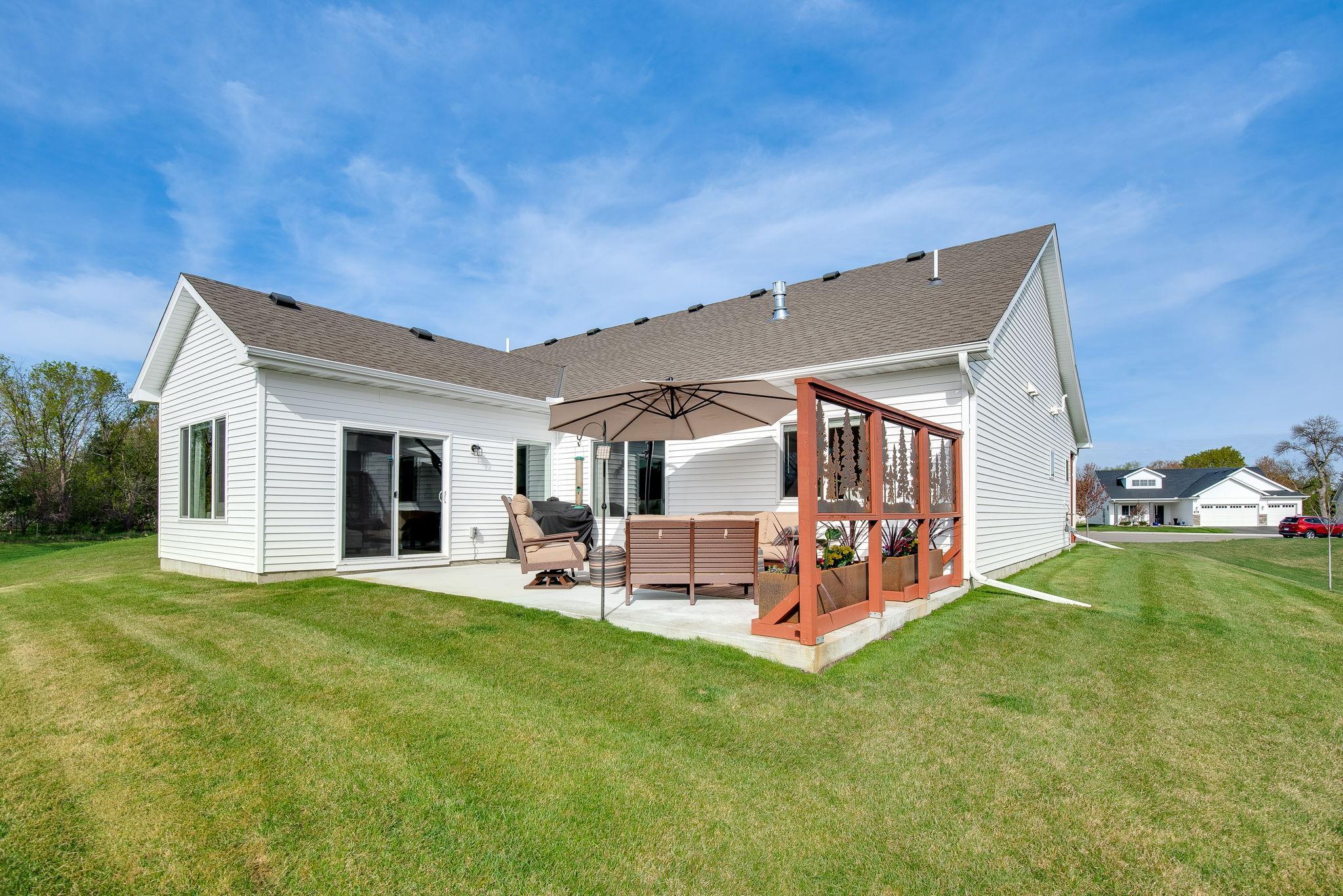 325 Riverview Circle