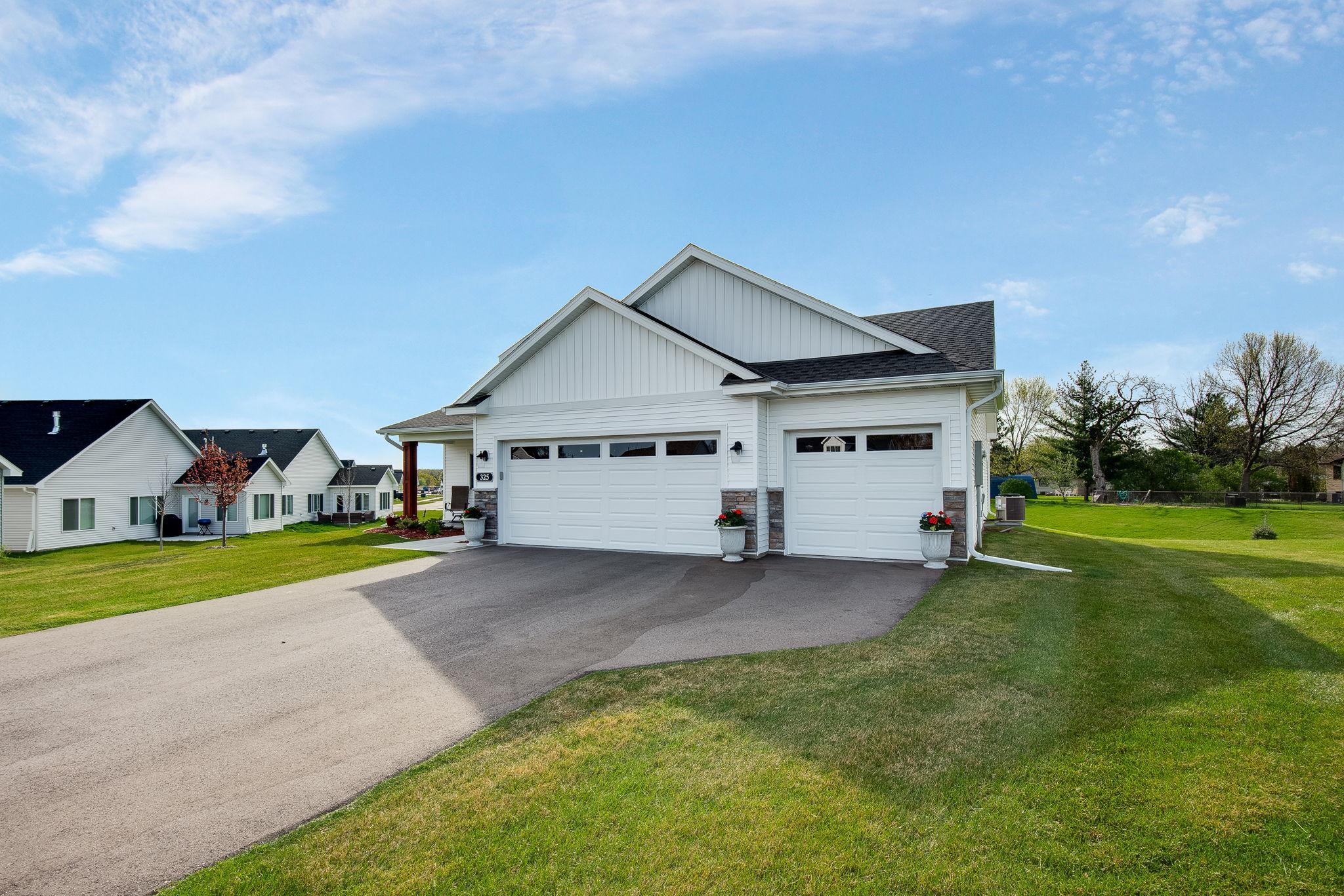 325 Riverview Circle