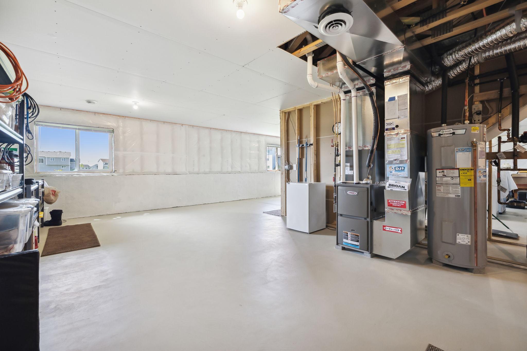 4145 Eaton Circle NE