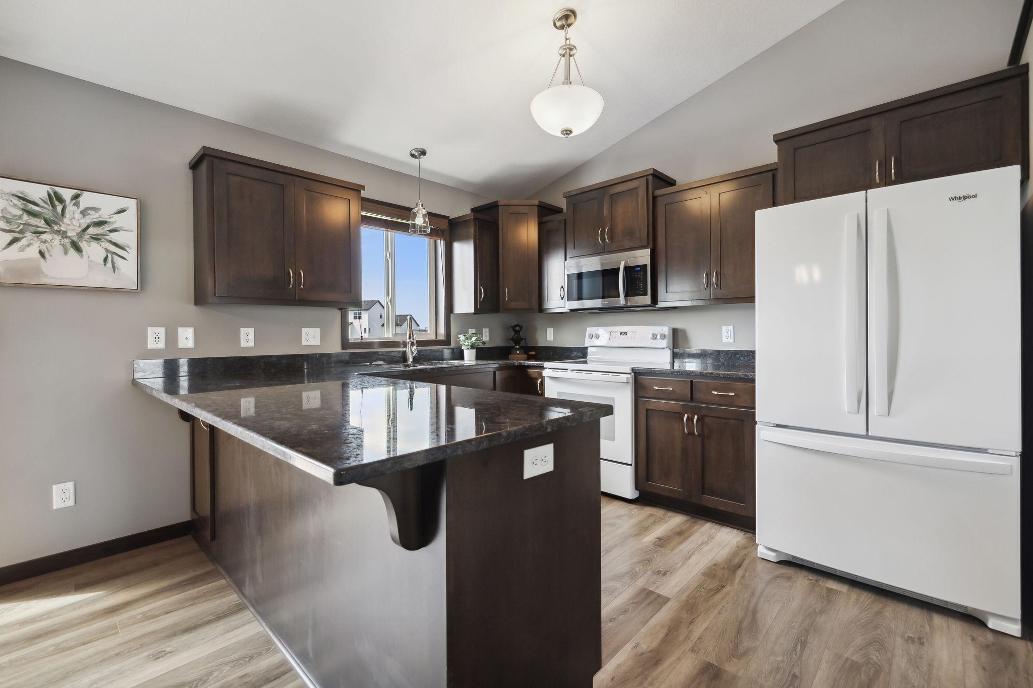 4145 Eaton Circle NE