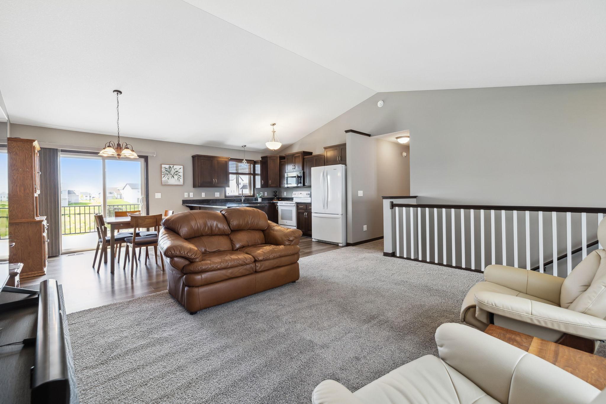 4145 Eaton Circle NE