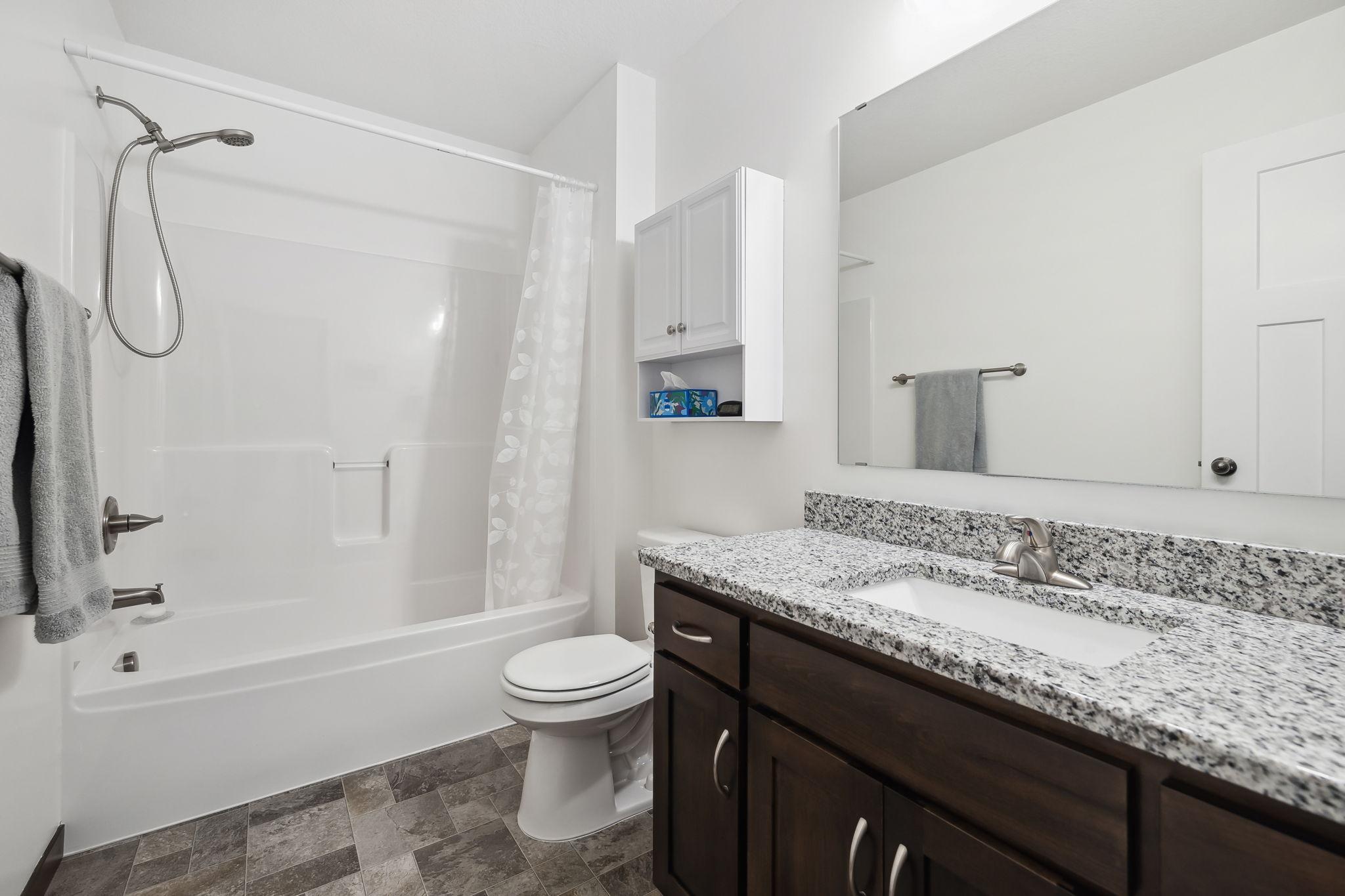 4145 Eaton Circle NE