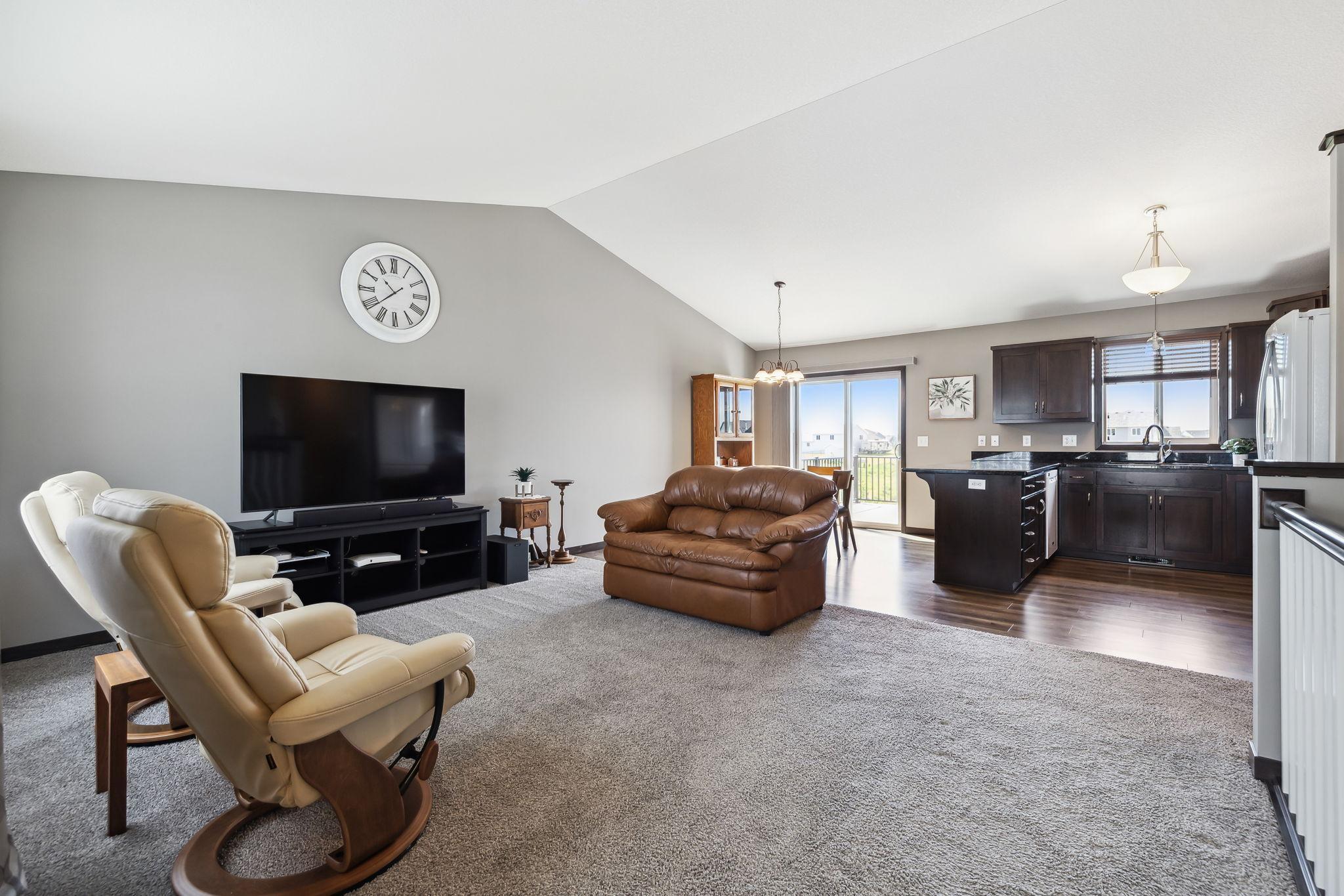 4145 Eaton Circle NE