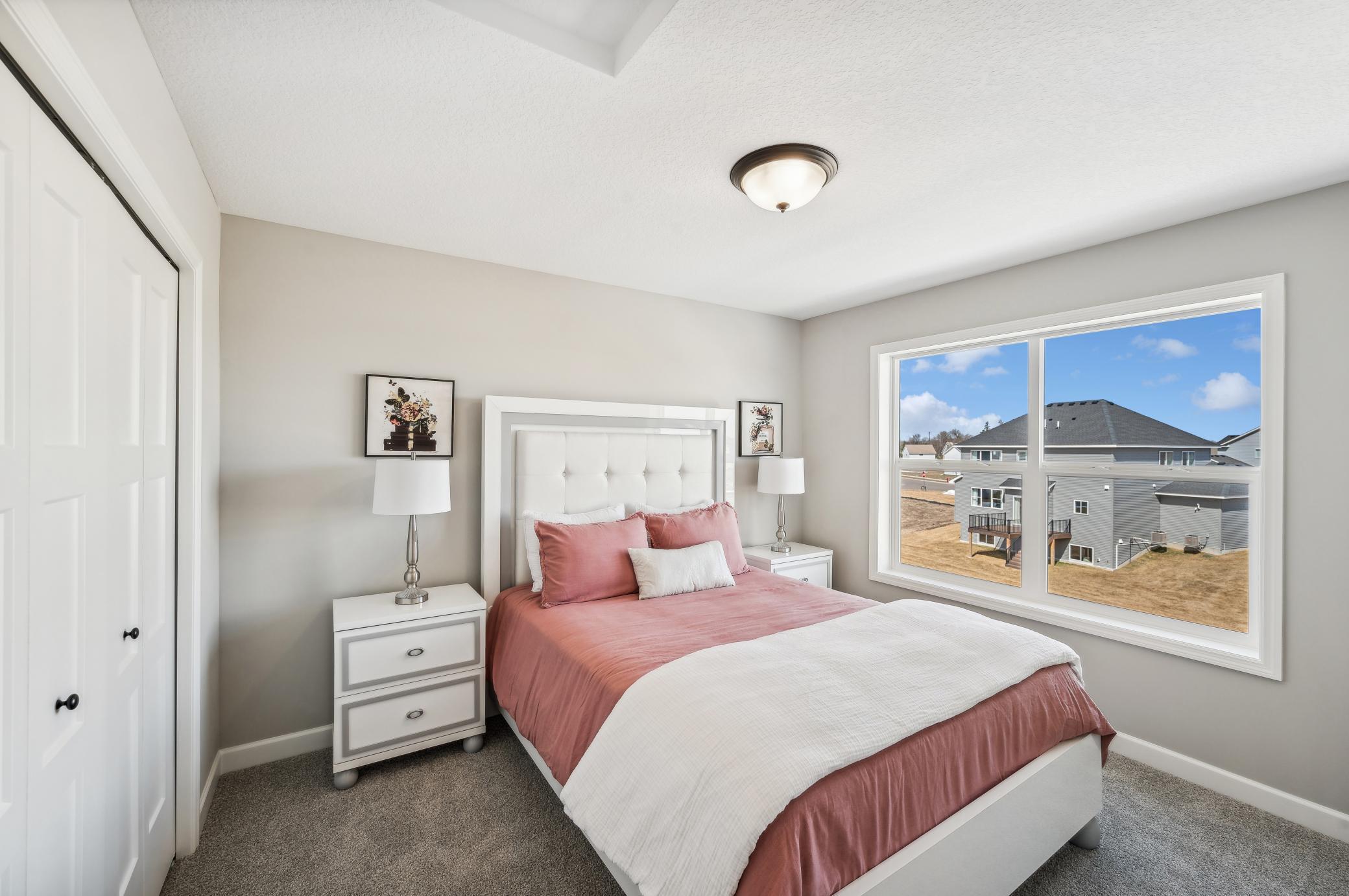 1412 Oak Ridge Street