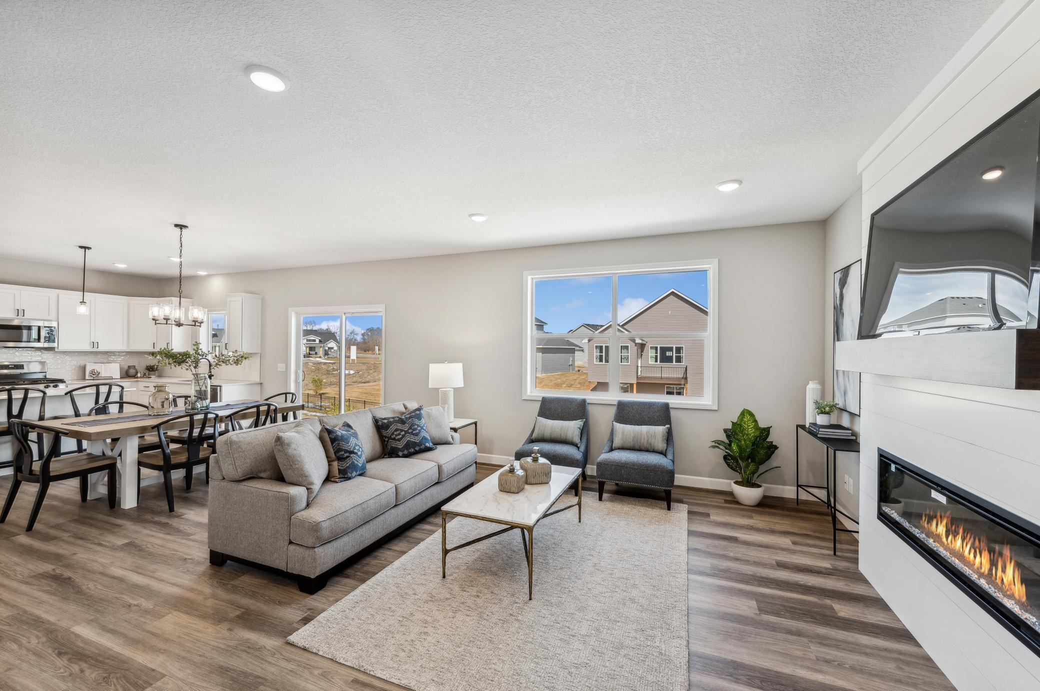 1412 Oak Ridge Street