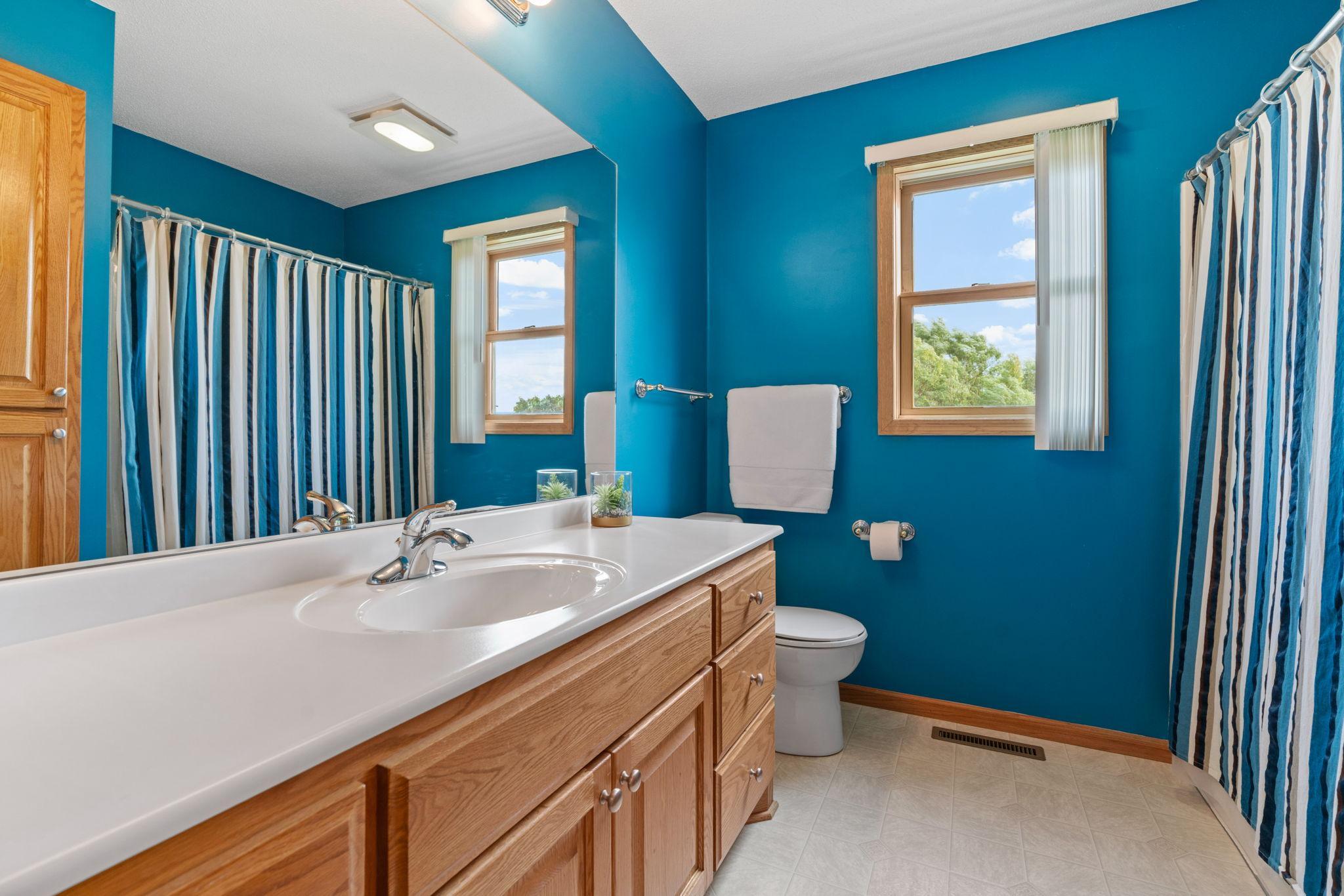 3251 Kahlen Avenue NE