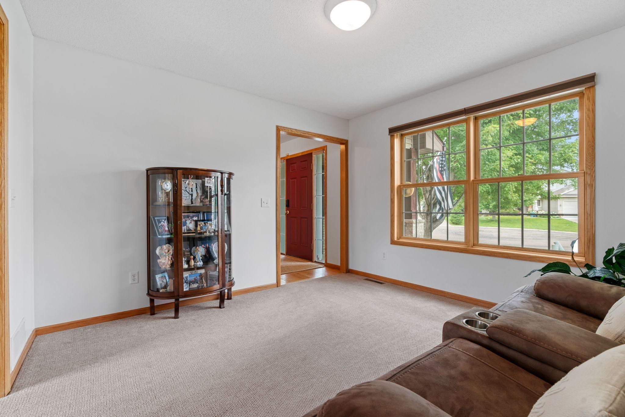 3251 Kahlen Avenue NE