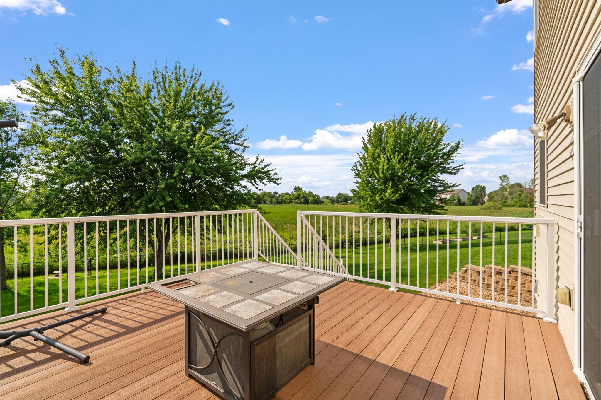 3251 Kahlen Avenue NE