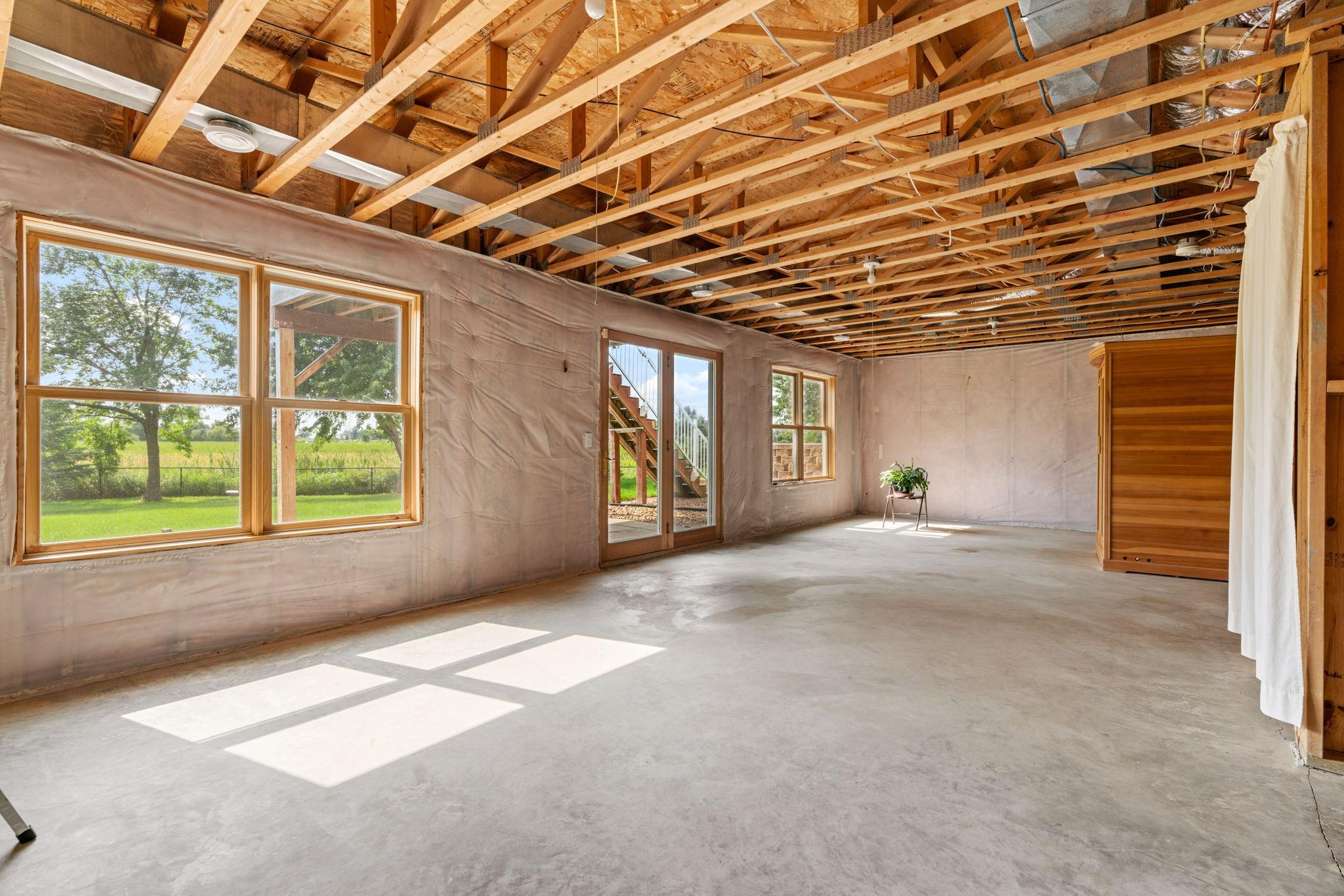 3251 Kahlen Avenue NE