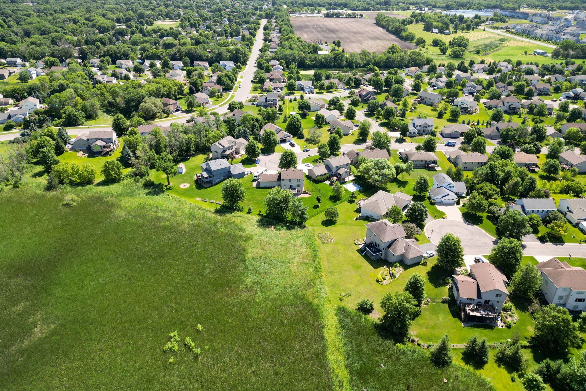 3251 Kahlen Avenue NE