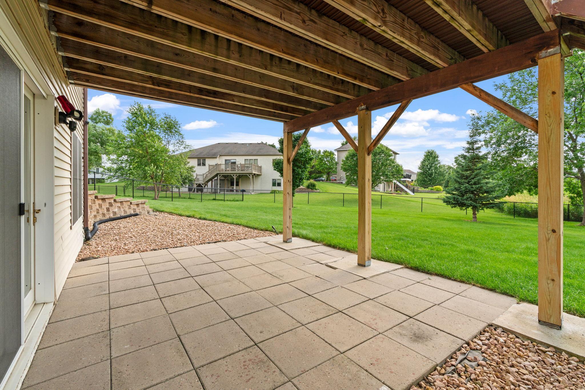 3251 Kahlen Avenue NE