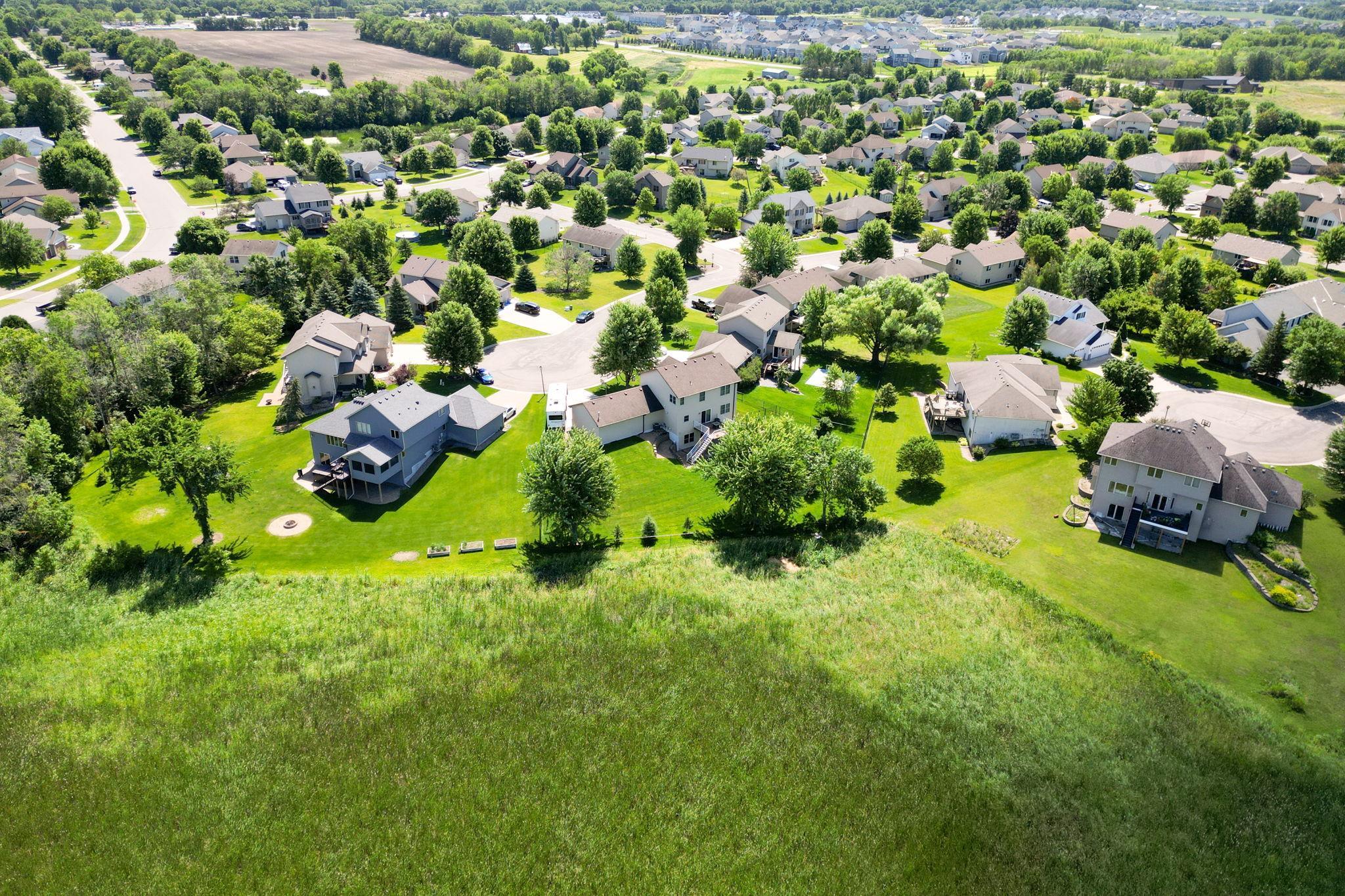 3251 Kahlen Avenue NE