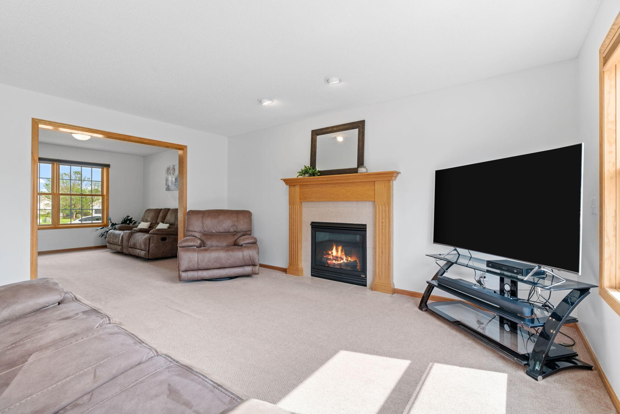 3251 Kahlen Avenue NE