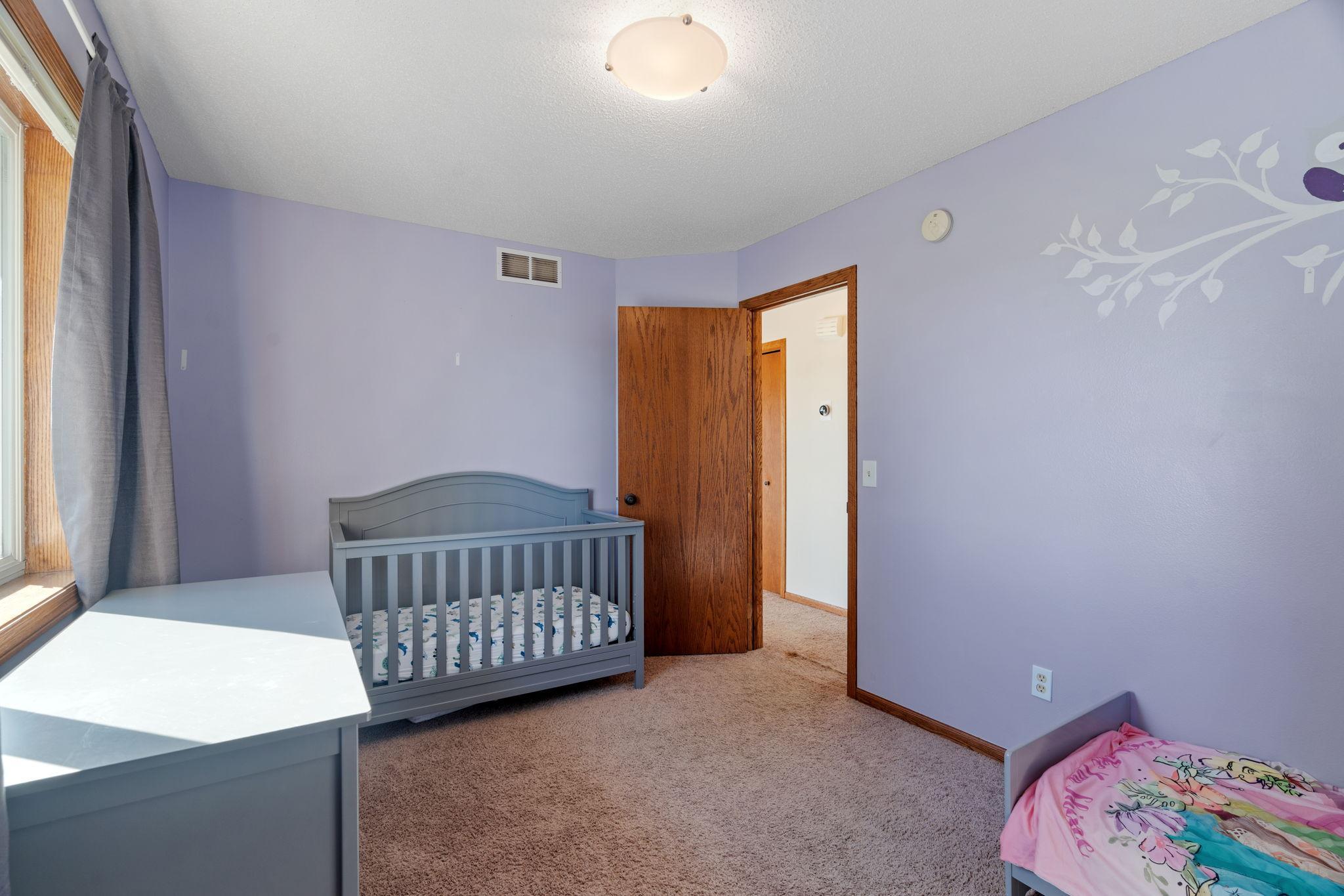 1611 Forest Glen Circle