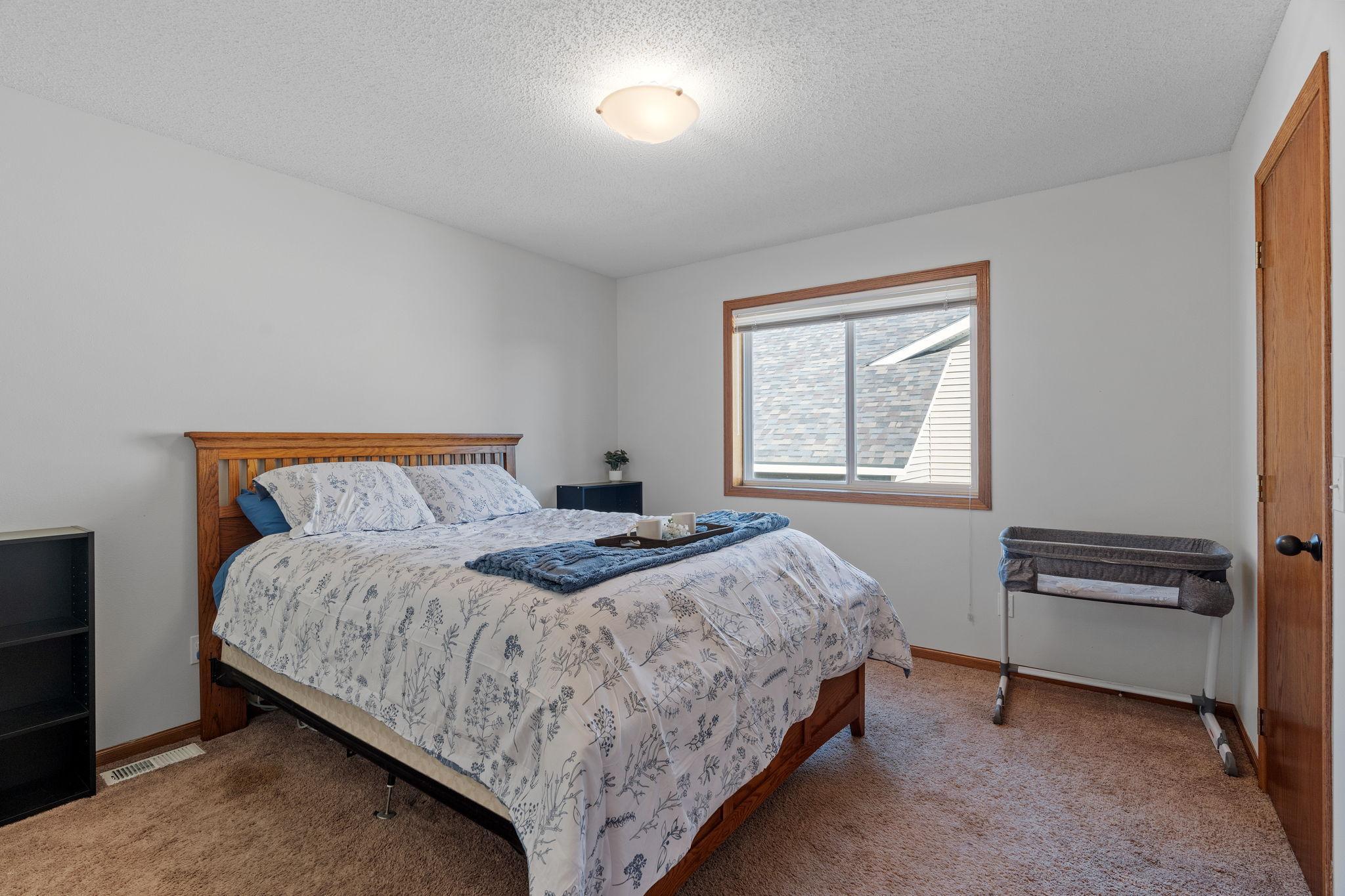 1611 Forest Glen Circle