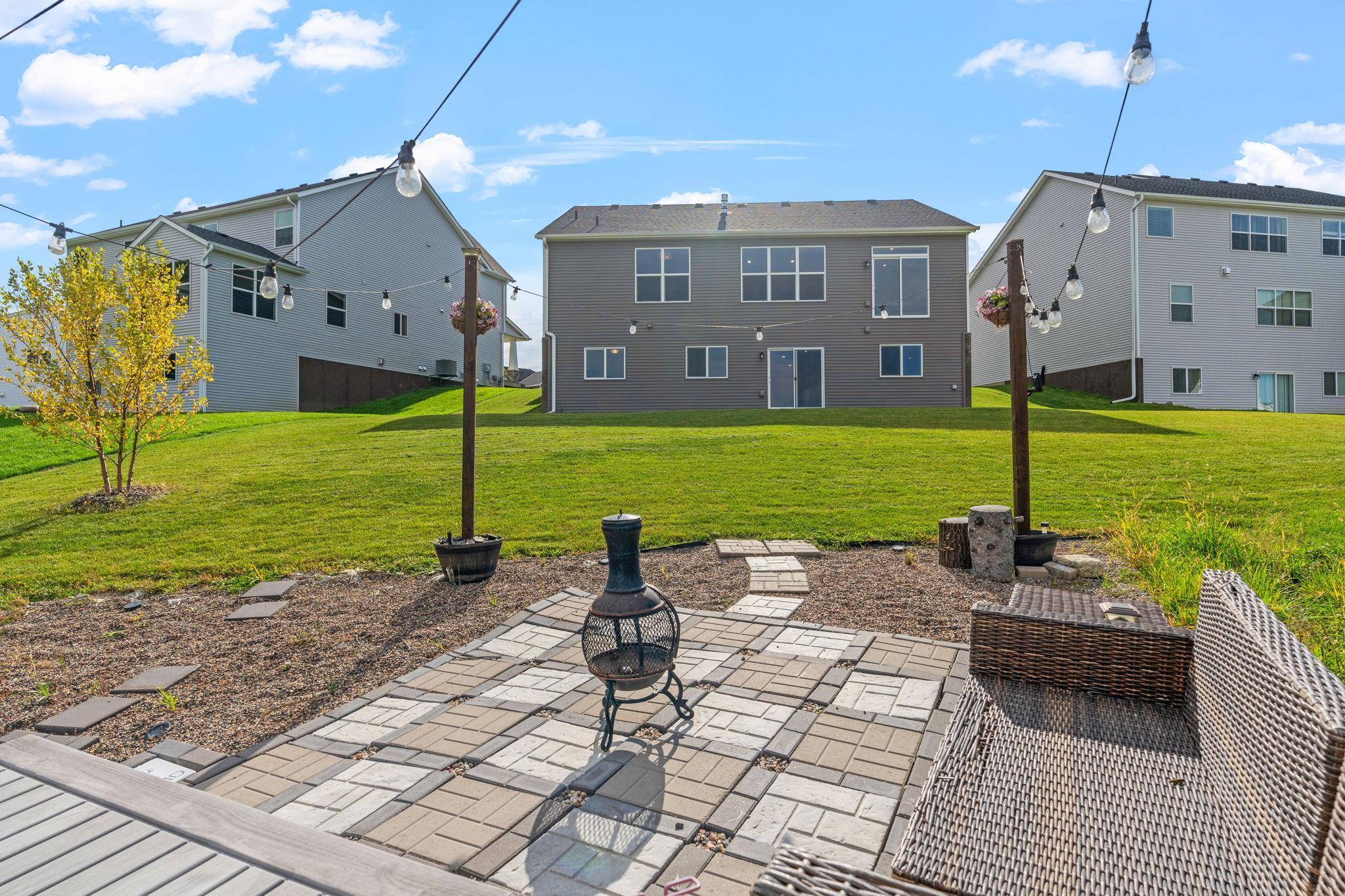 17060 61st Street NE