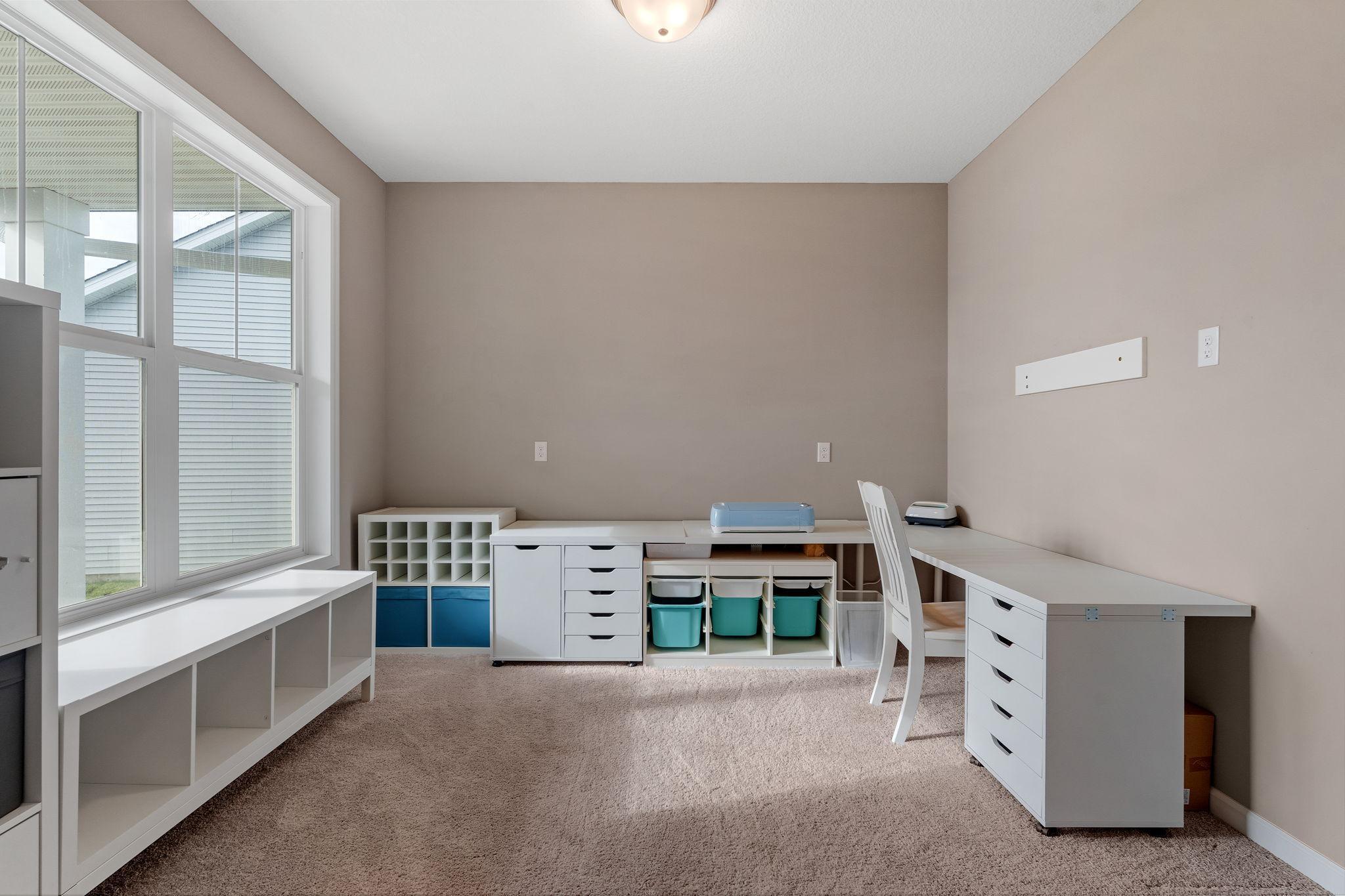 17060 61st Street NE