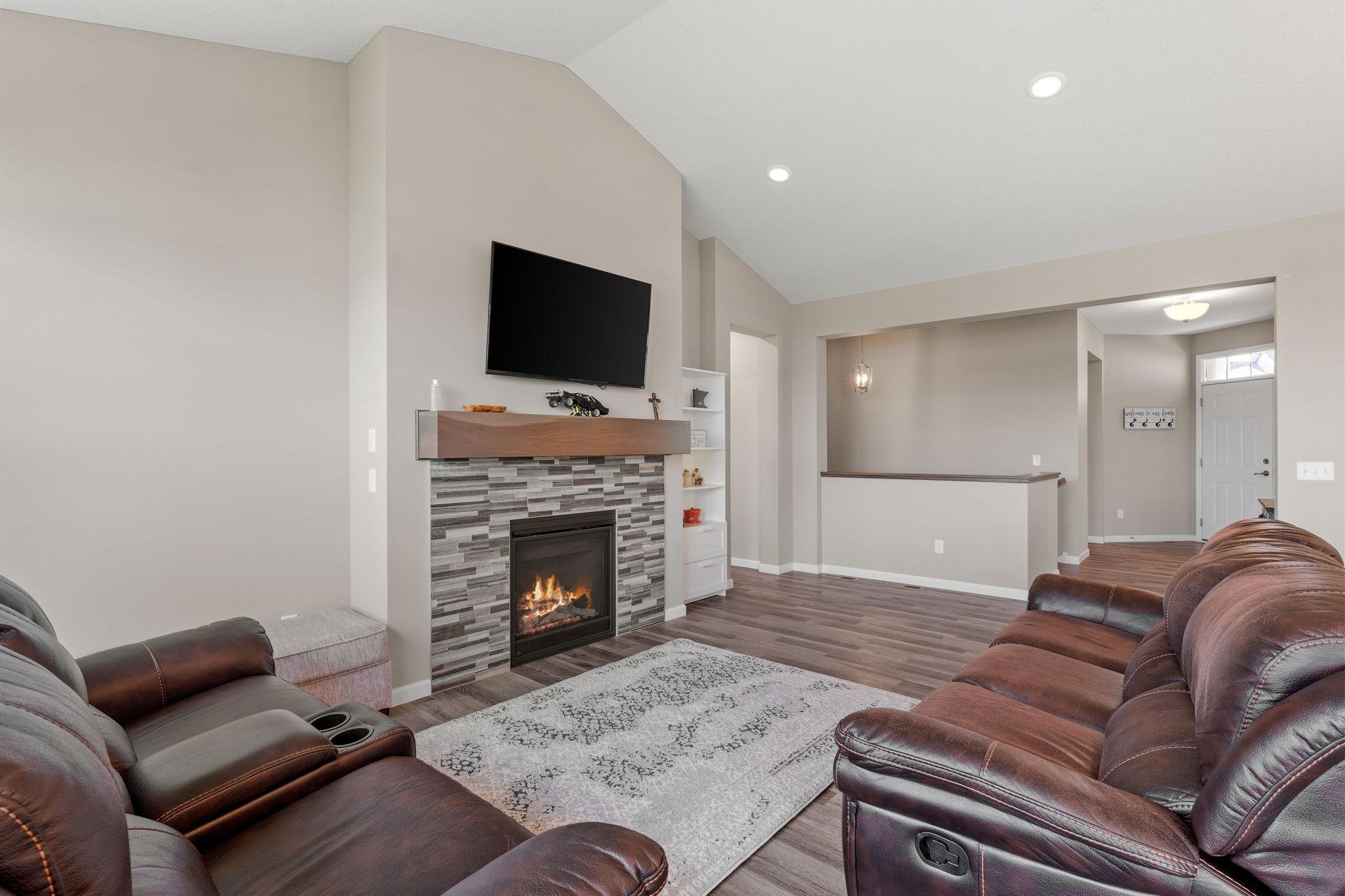 17060 61st Street NE