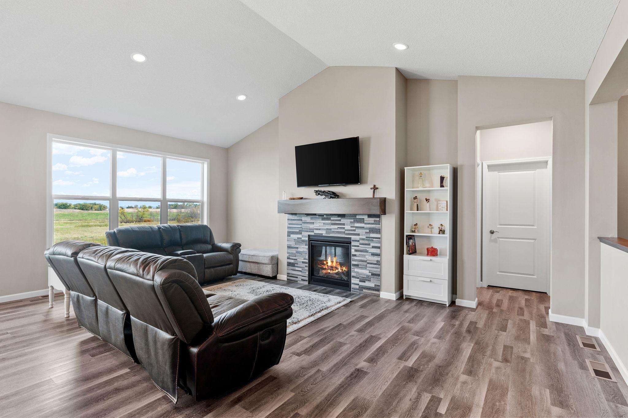 17060 61st Street NE