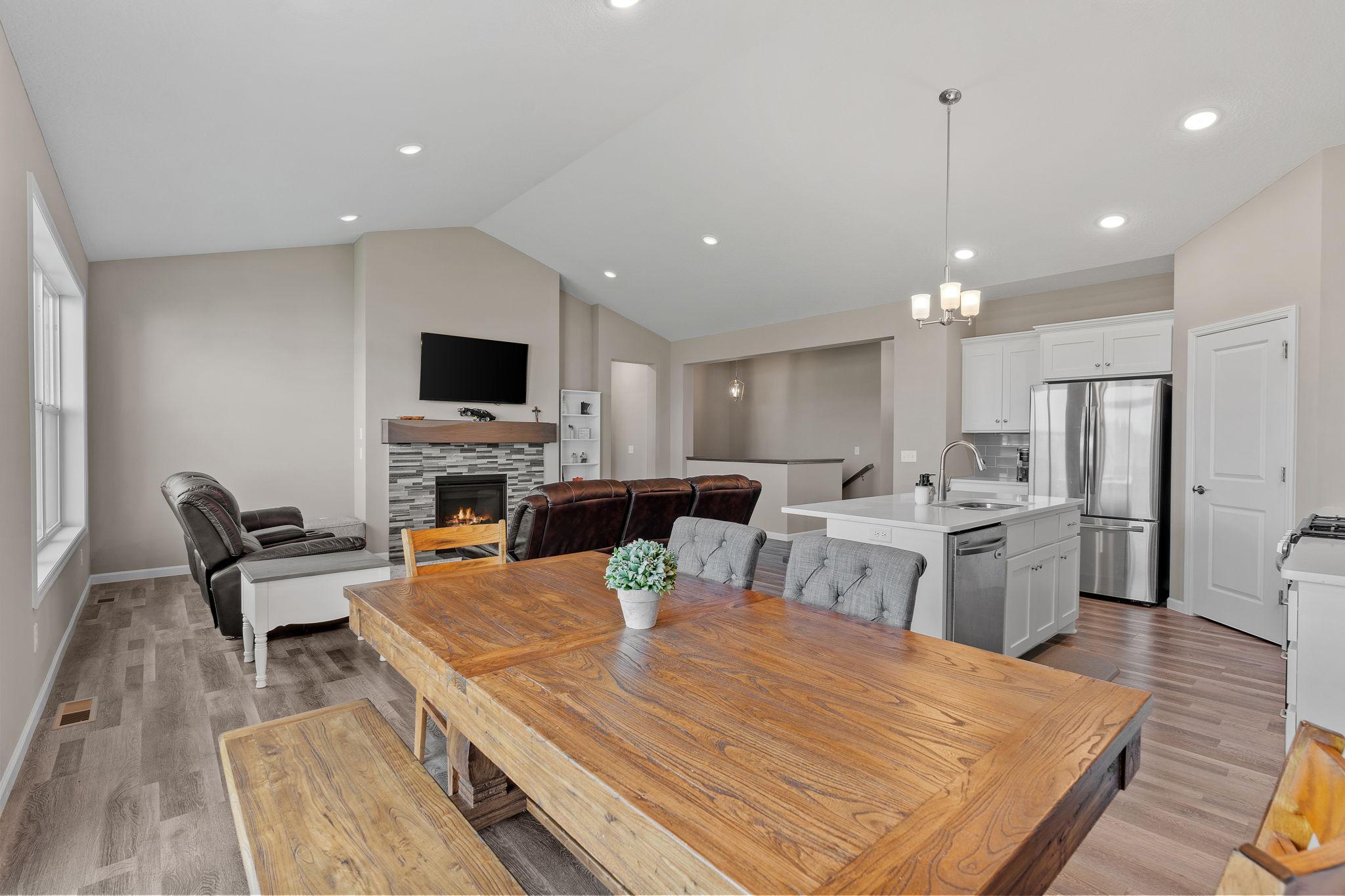 17060 61st Street NE