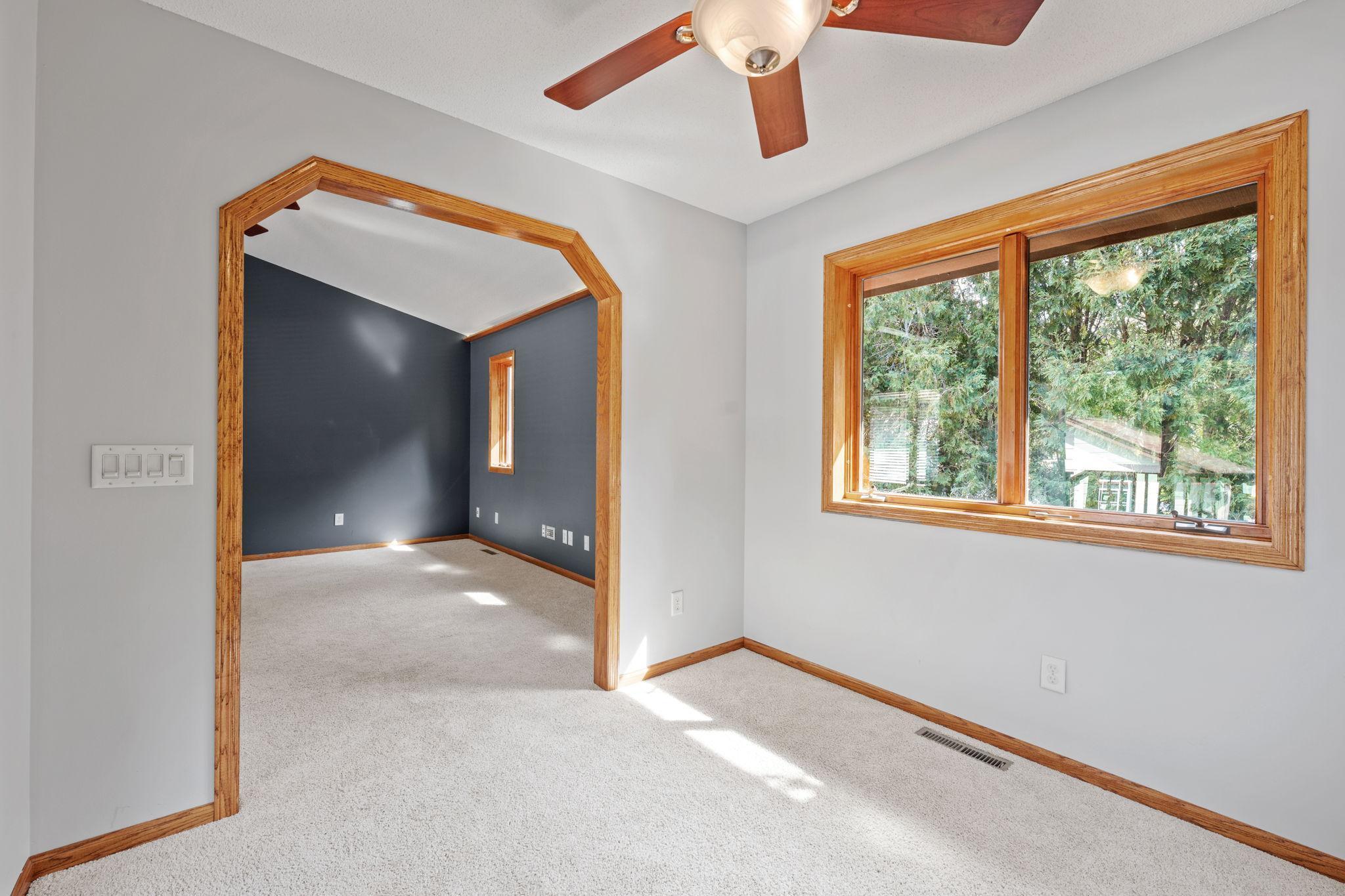 12083 Robin Road