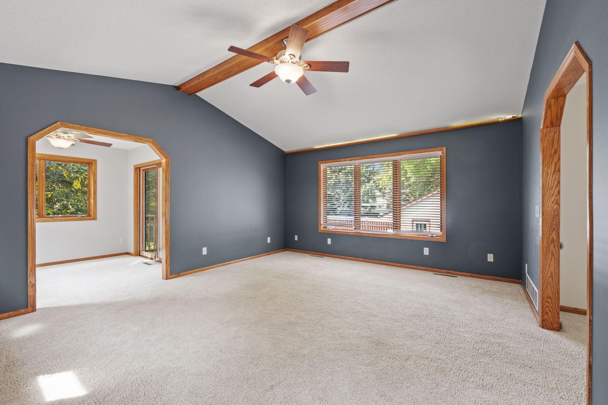 12083 Robin Road