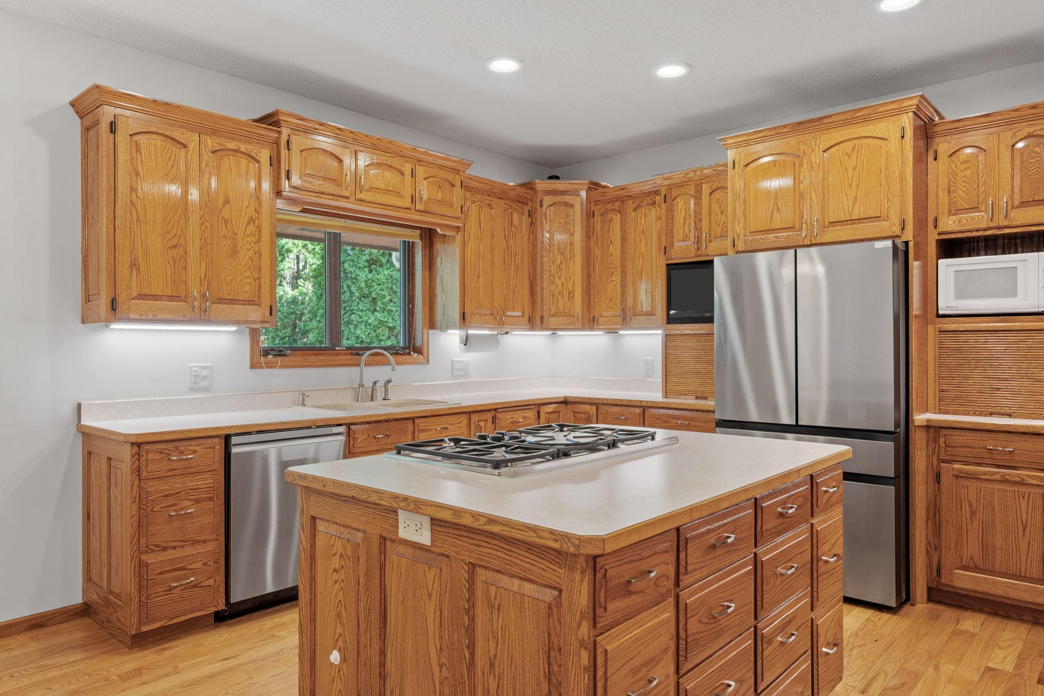 12083 Robin Road