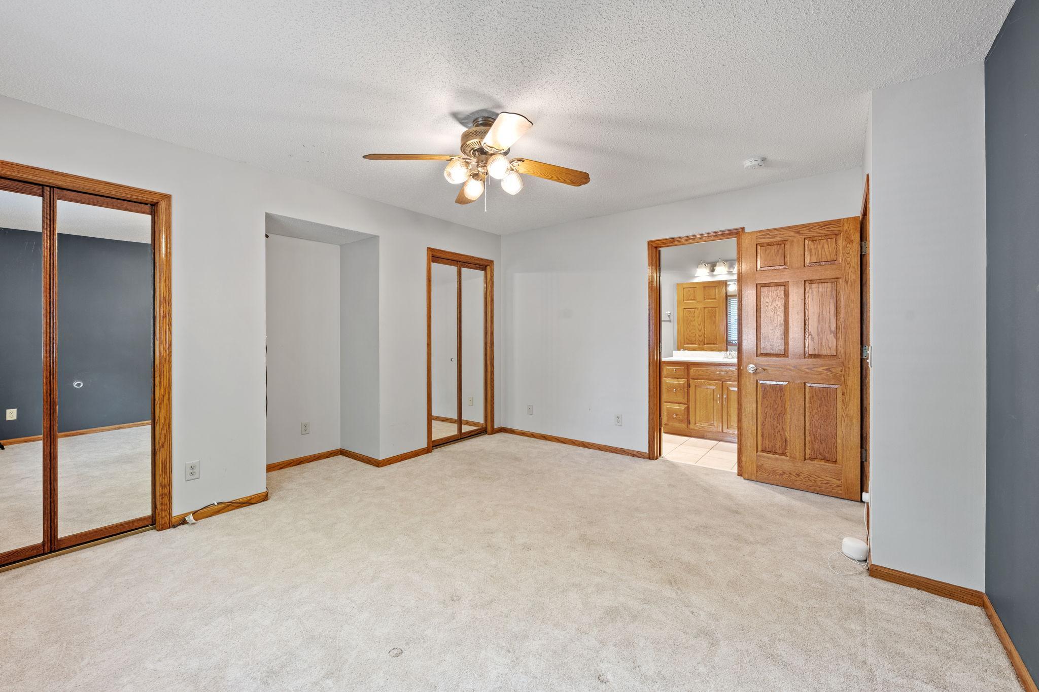 12083 Robin Road