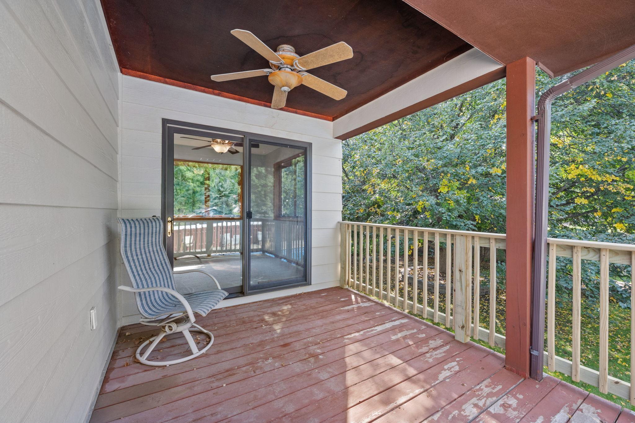 12083 Robin Road