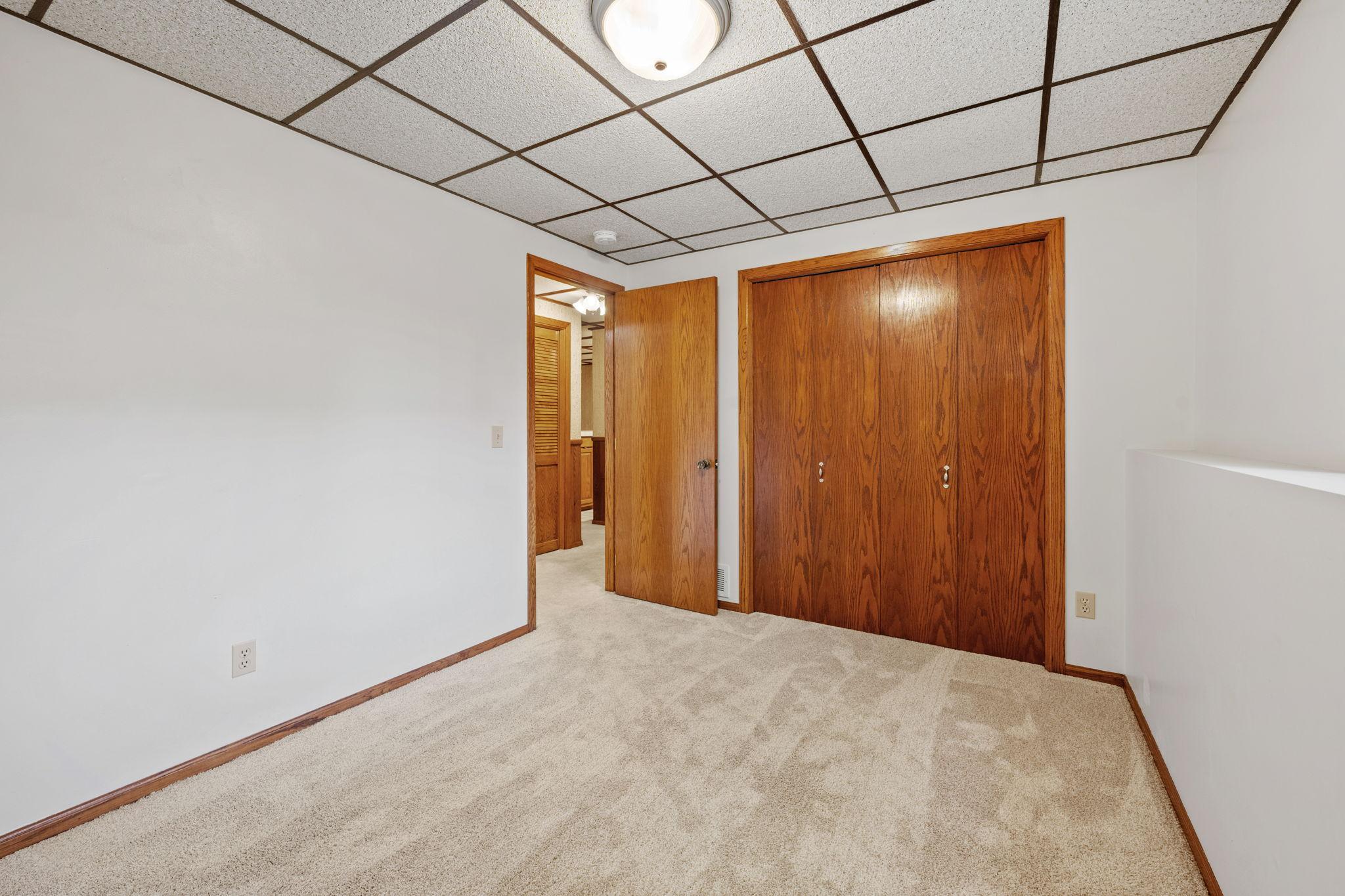 12083 Robin Road