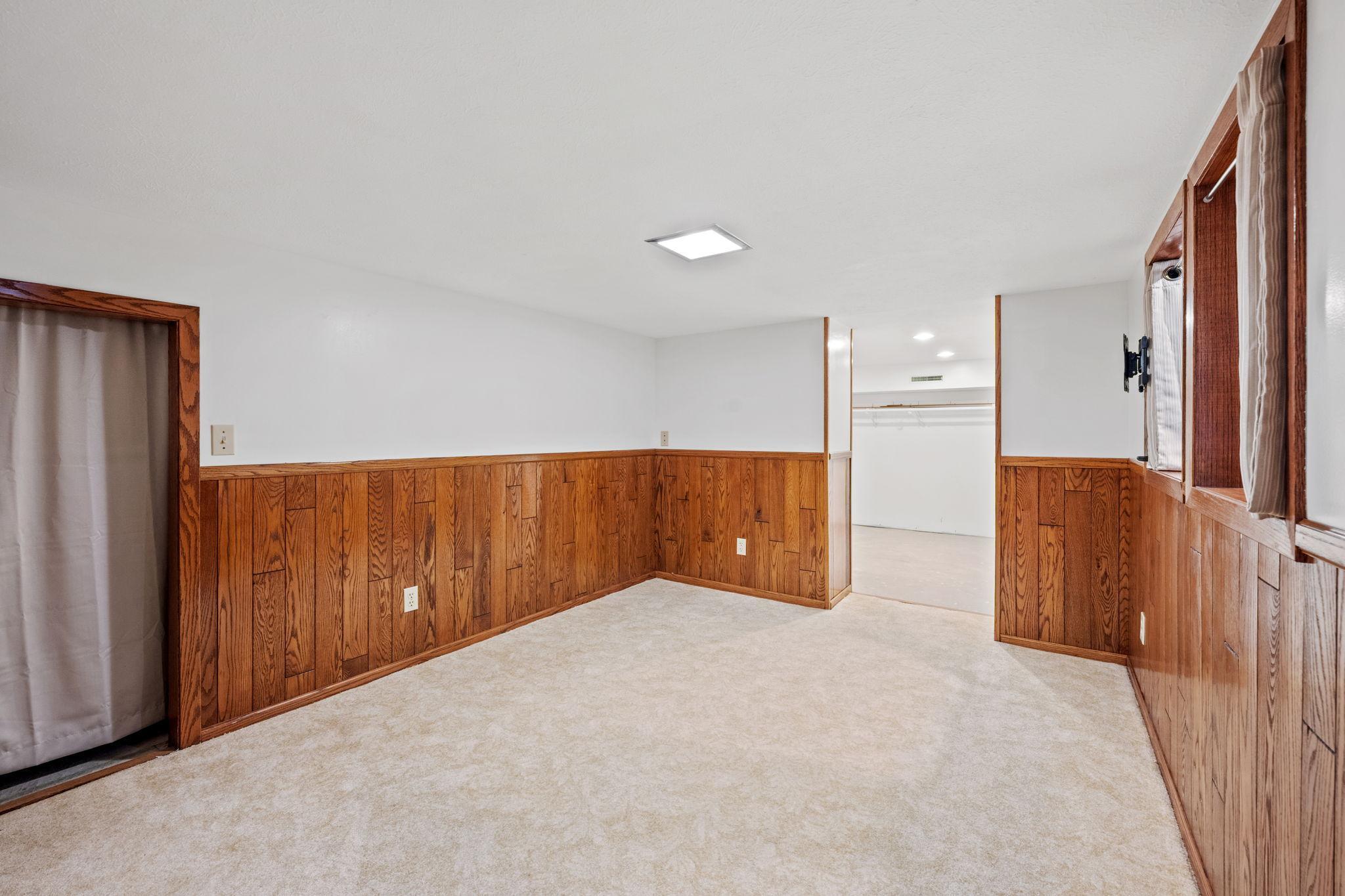 12083 Robin Road