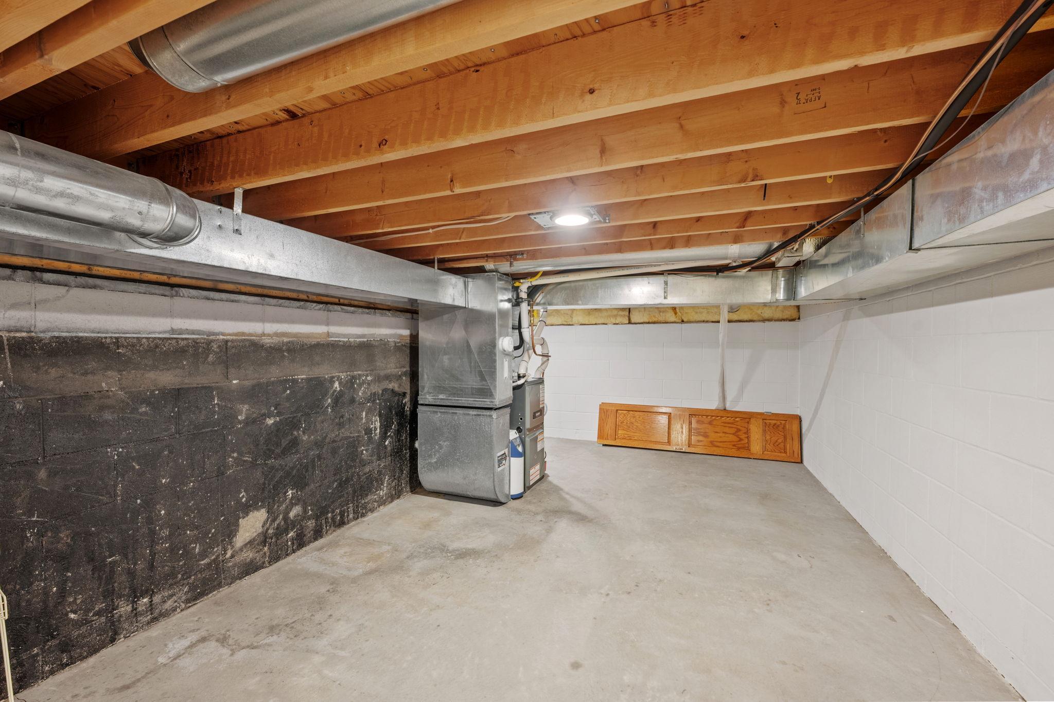 12083 Robin Road