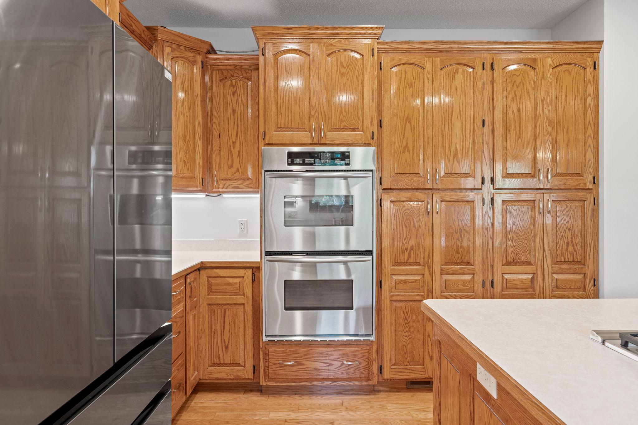 12083 Robin Road