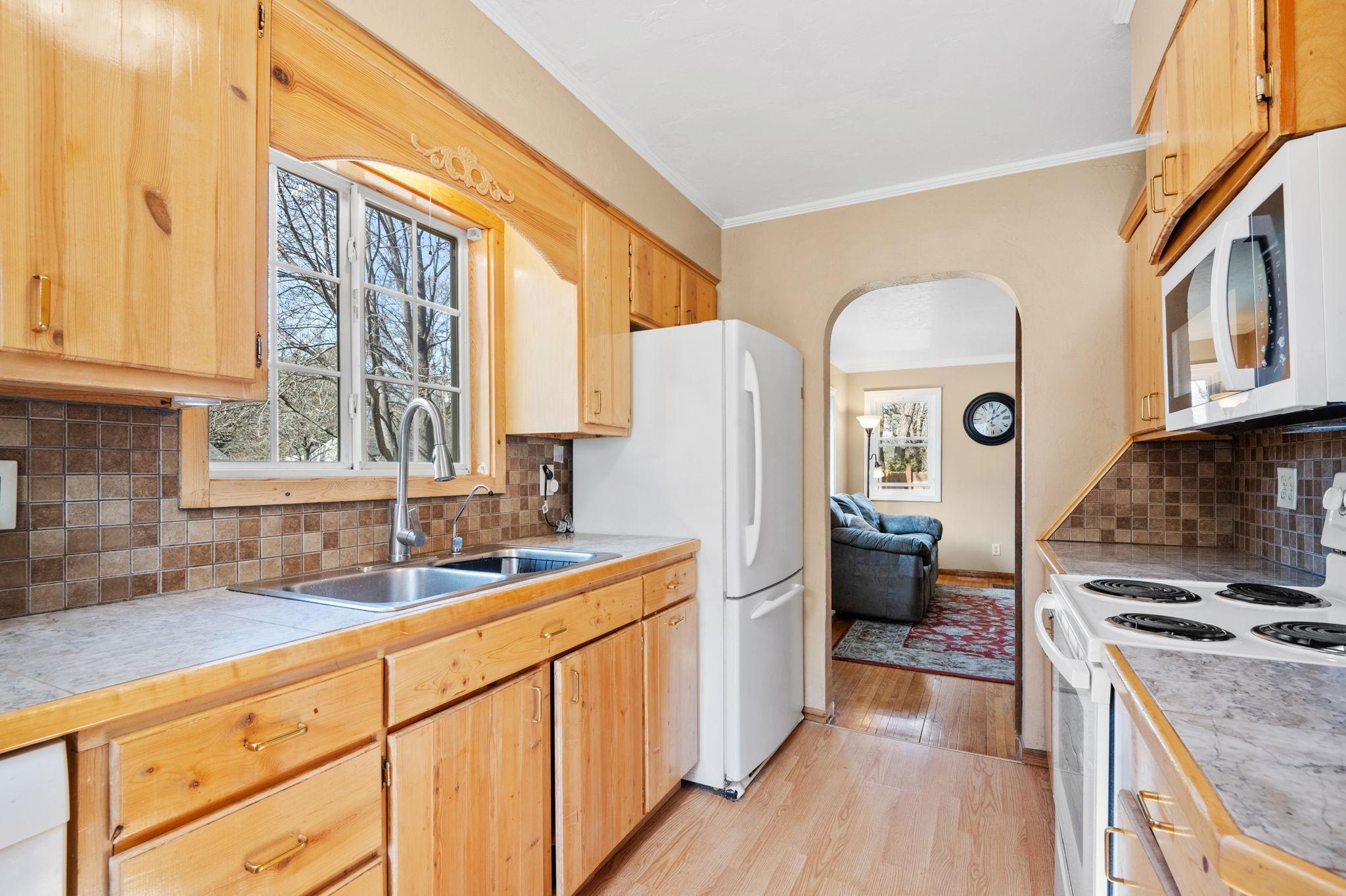 8667 Van Buren Street NE