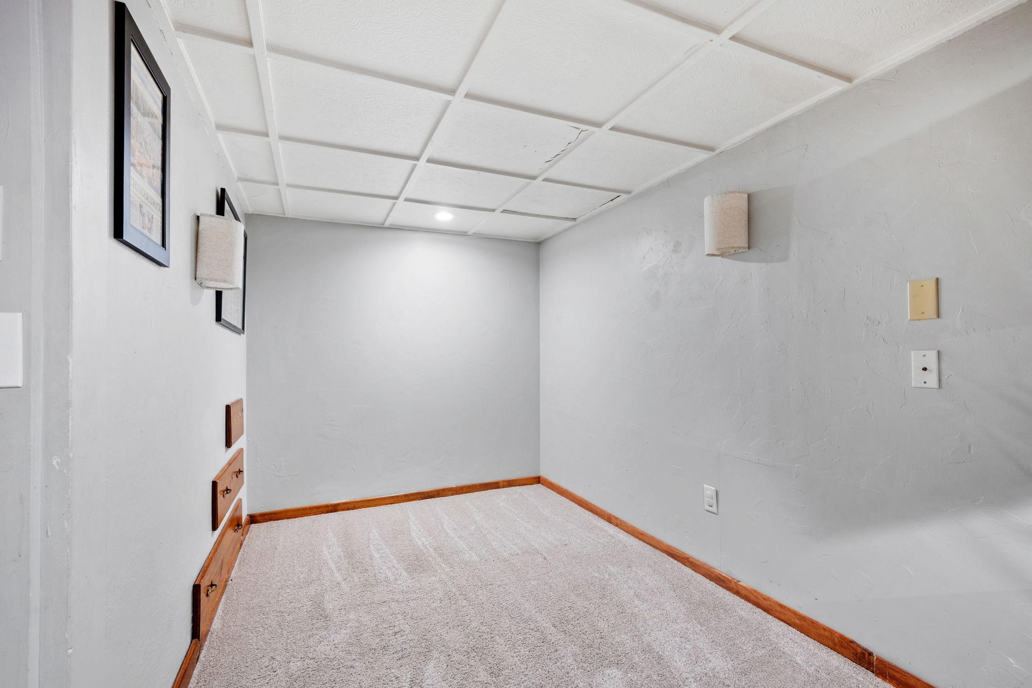 8667 Van Buren Street NE