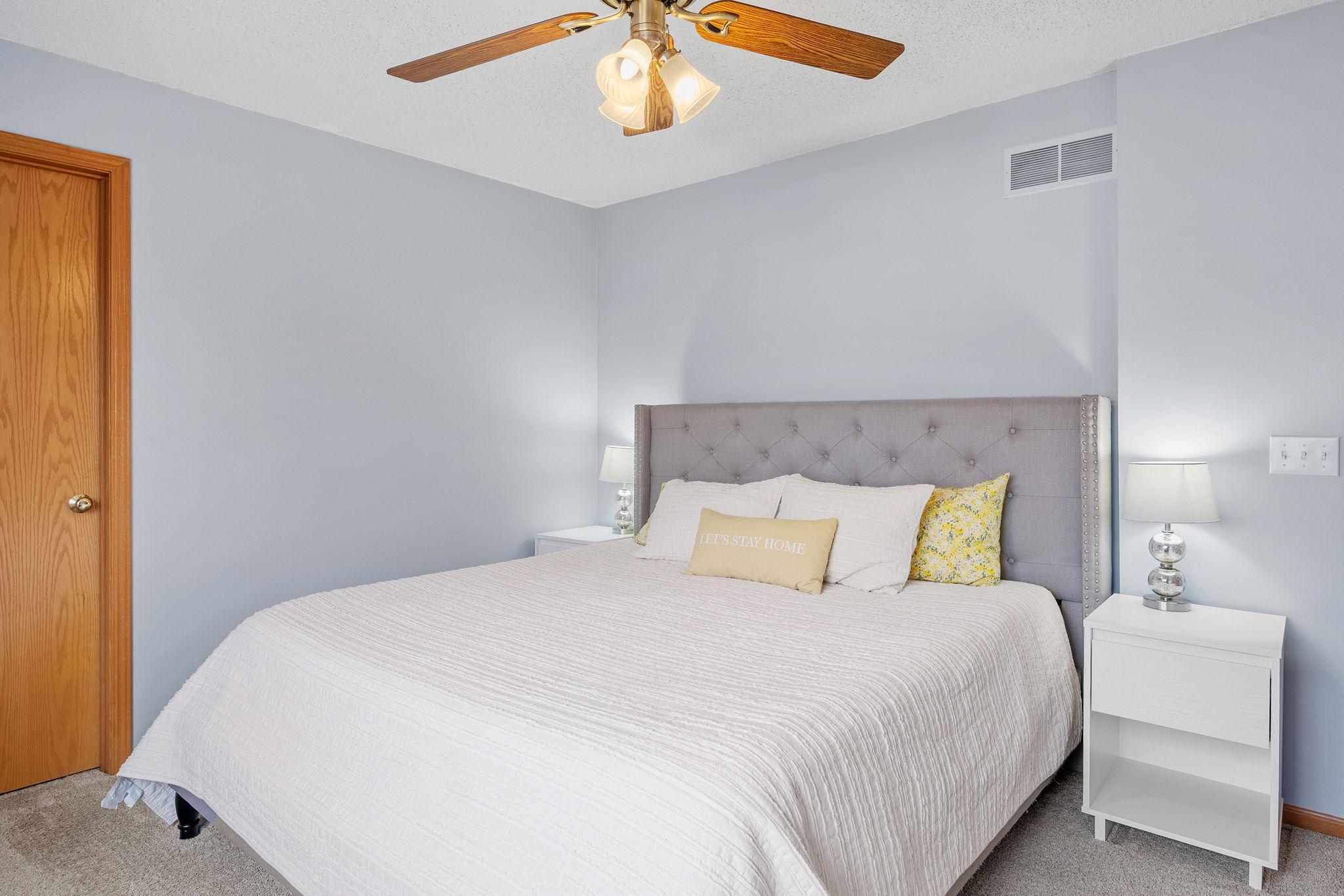 11543 Elmwood Avenue N