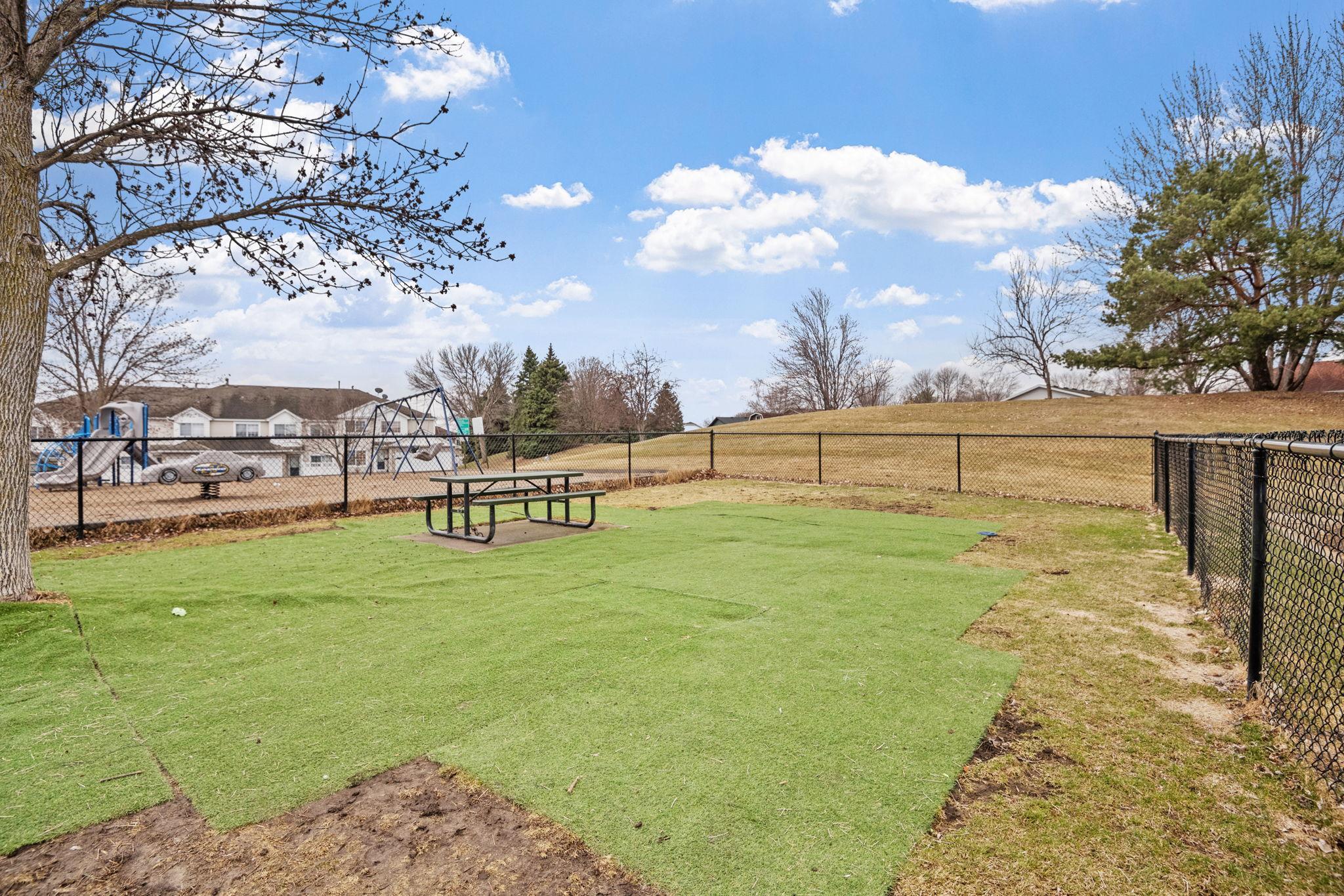 11543 Elmwood Avenue N