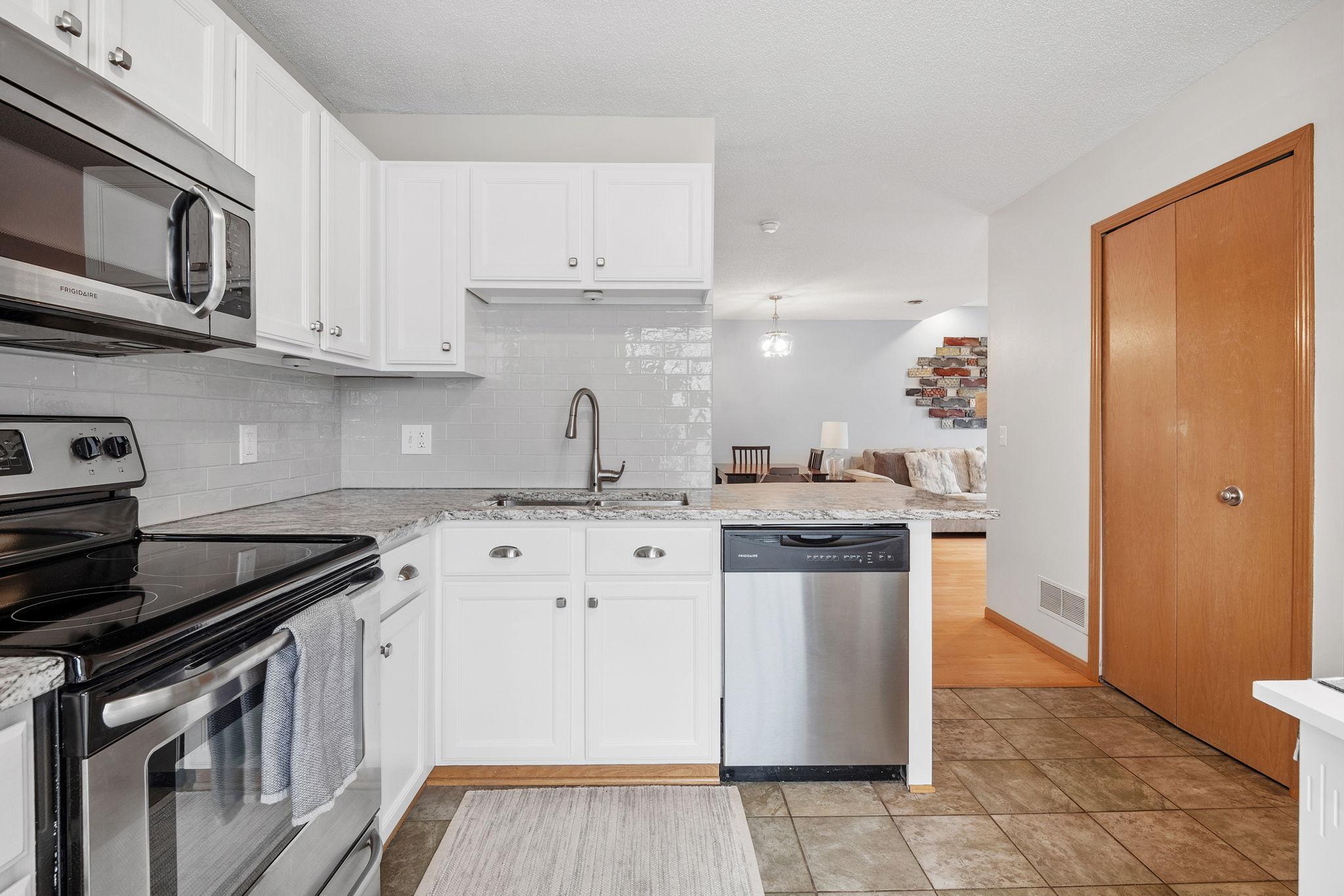 11543 Elmwood Avenue N