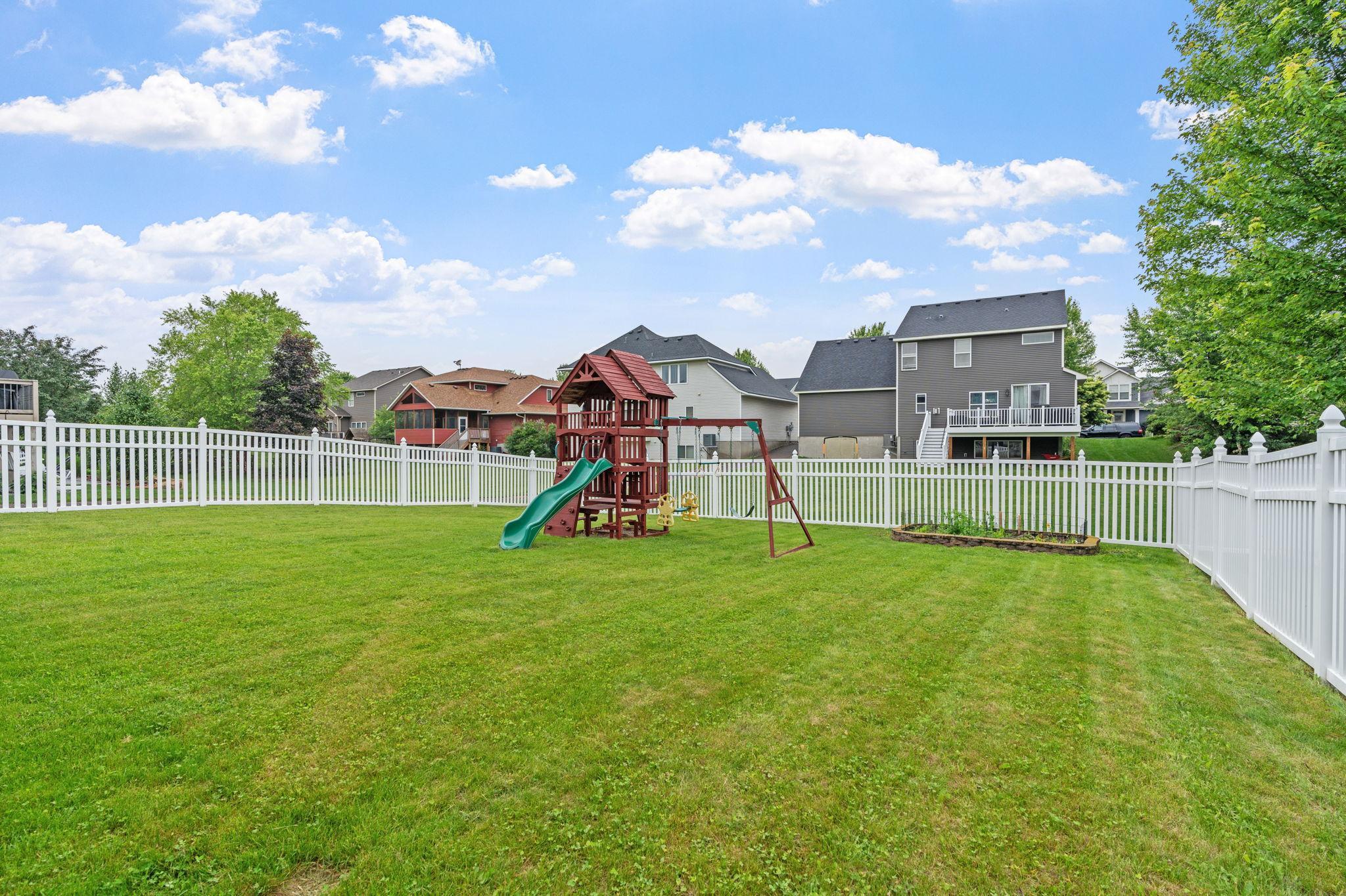 11230 68th Street NE