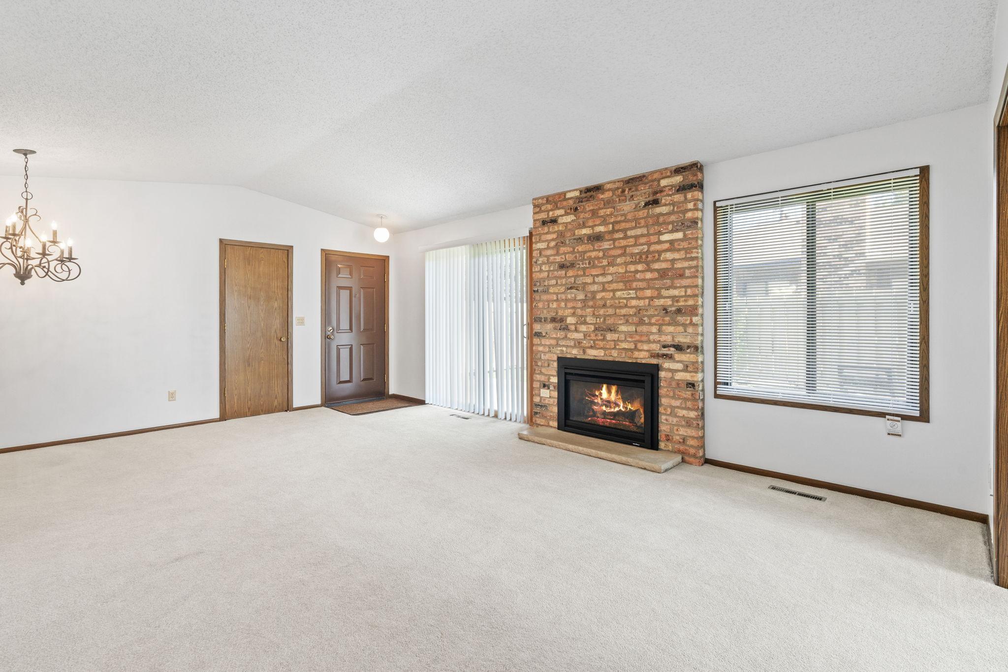 1164 Xene Lane N