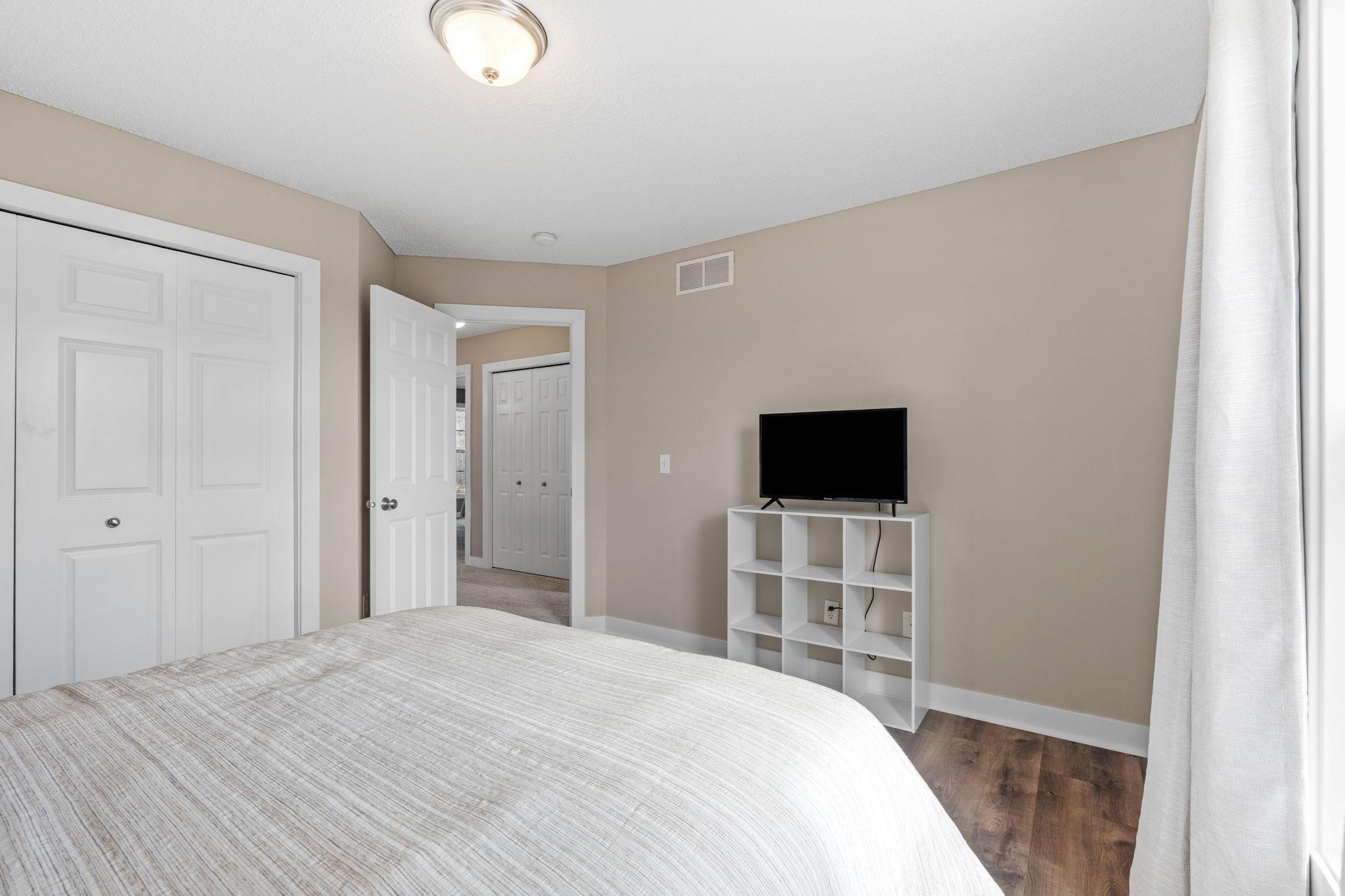 10862 187th Avenue NW